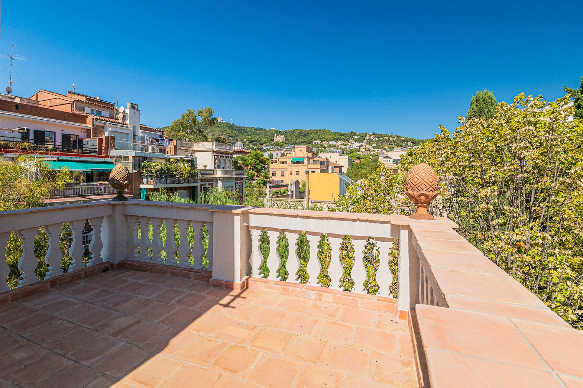 Historic mansion from 1900 with a garden and private pool in Bonanova - 物件實景