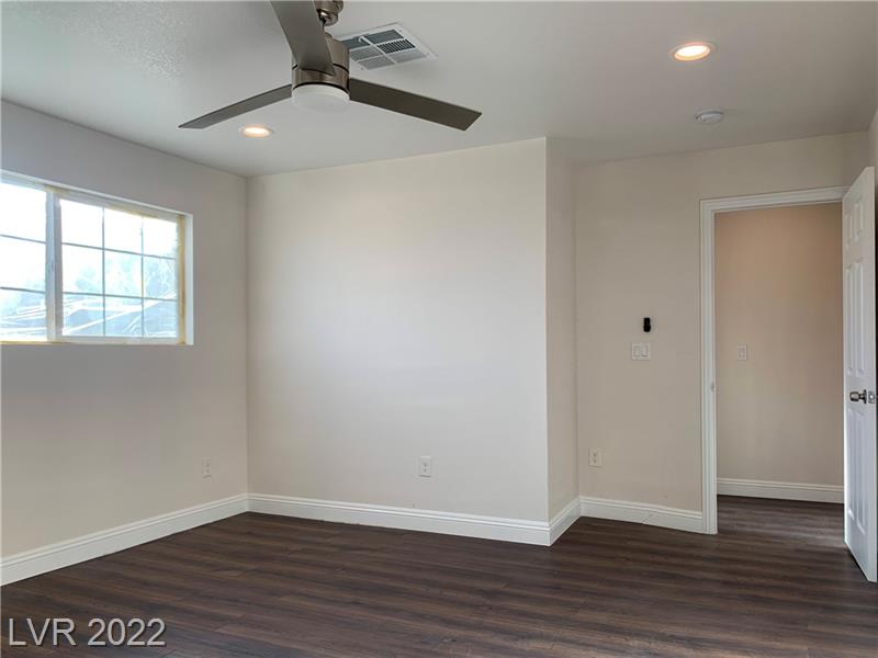 Las Vegas, Nevada, 89122, United States, 5 Bedrooms Bedrooms, ,4 BathroomsBathrooms,Residential,For Sale,2008777