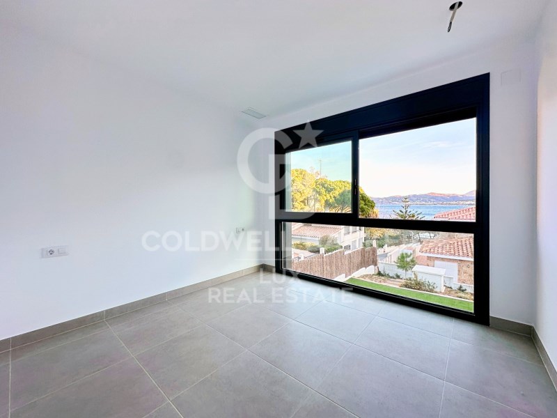 Girona, Llan??, Carboneres- La Farella, Carboneres, Llançà, Catalonia, ES, 5 Bedrooms Bedrooms, ,4 BathroomsBathrooms,Residential,For Sale,Girona, Llan??, Carboneres- La Farella, Carboneres,1449237