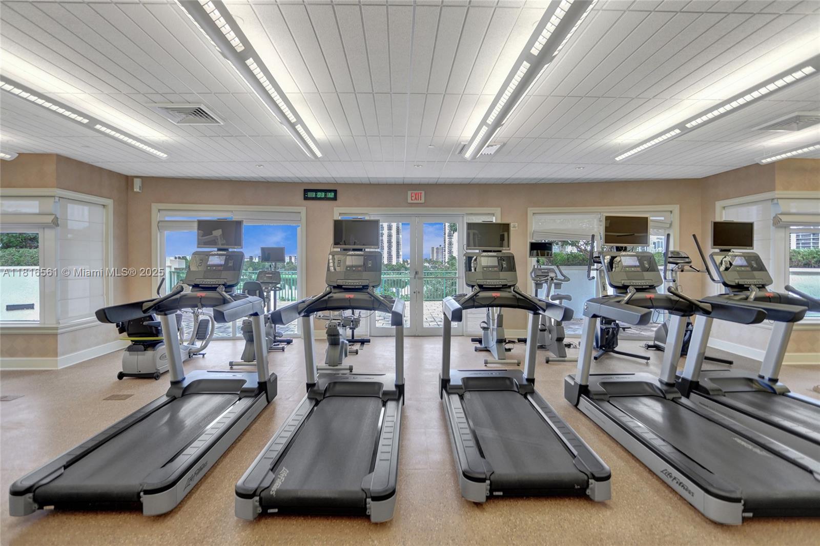 Aventura, Florida, 33180, United States, 2 Bedrooms Bedrooms, ,2 BathroomsBathrooms,Residential,For Sale,1848043