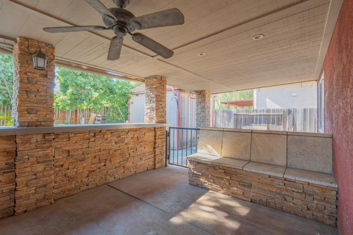 Oakdale, California, 95361, United States, 4 Bedrooms Bedrooms, ,3 BathroomsBathrooms,Residential,For Sale,1987039