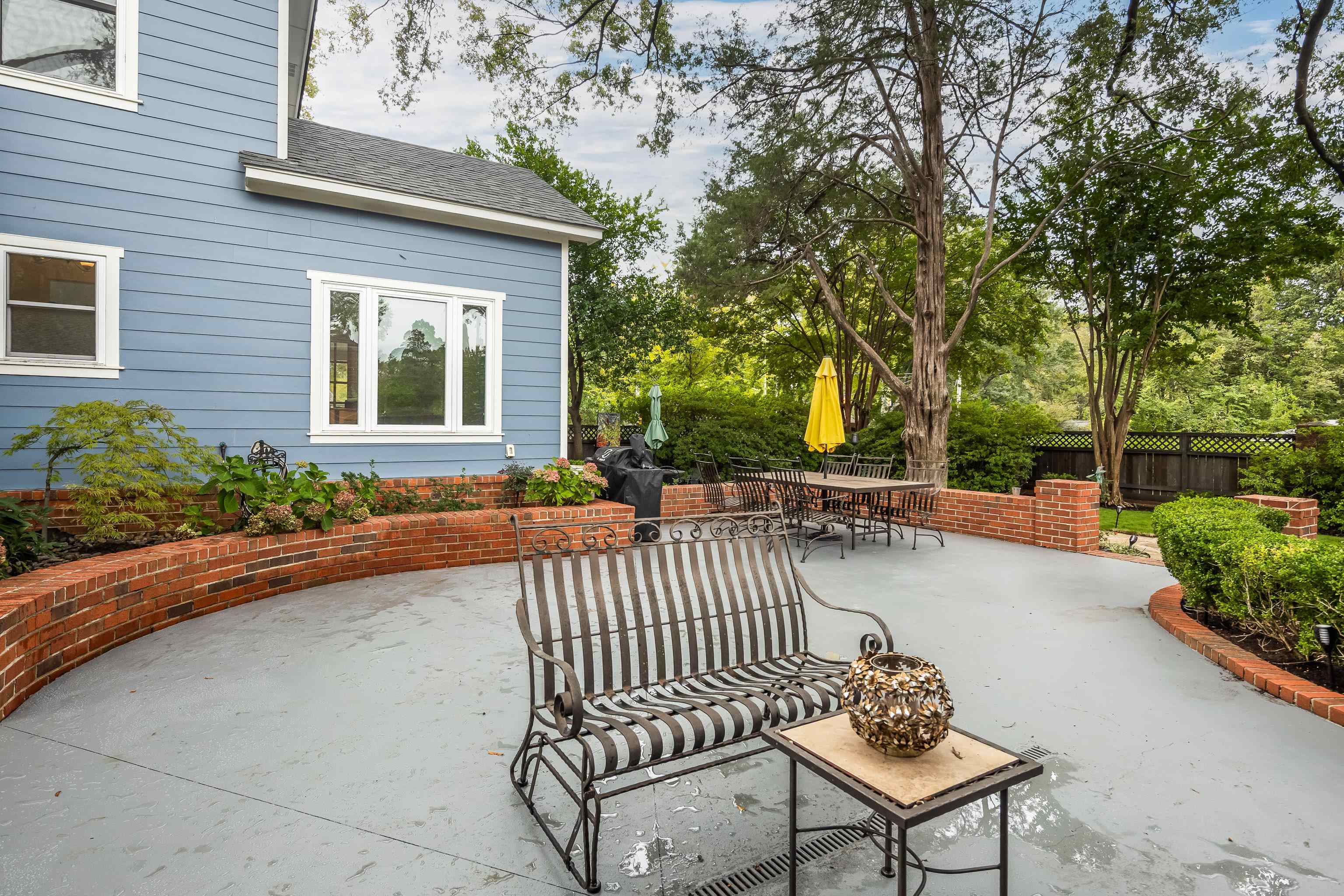 Memphis, Tennessee, 38117, United States, 4 Bedrooms Bedrooms, ,3 BathroomsBathrooms,Residential,For Sale,1972441