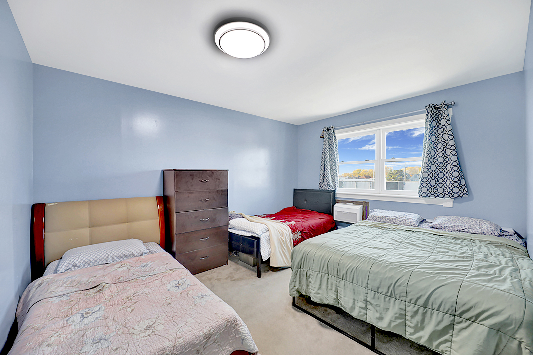 Brooklyn, New York, 11234, United States, 5 Bedrooms Bedrooms, ,3 BathroomsBathrooms,Residential,For Sale,1976876