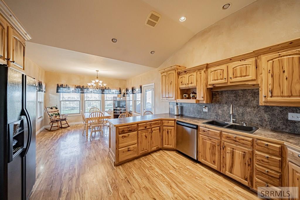 RIGBY, Idaho, 83442, United States, 5 Bedrooms Bedrooms, ,3 BathroomsBathrooms,Residential,For Sale,2007504