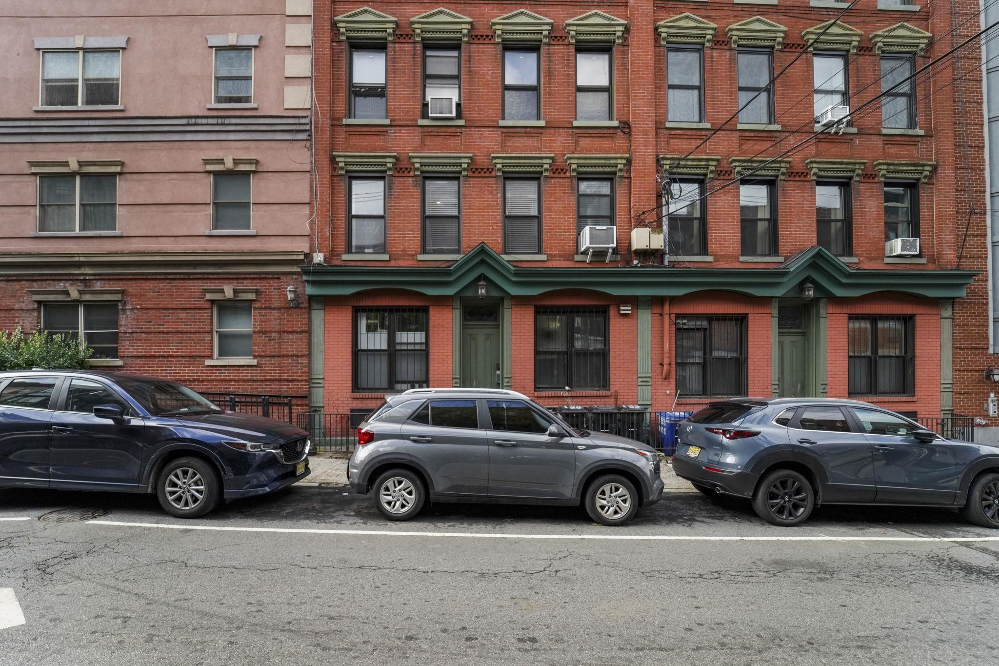 Hoboken, New Jersey, 07030, United States, 1 Bedroom Bedrooms, ,2 BathroomsBathrooms,Residential,For Sale,1988073