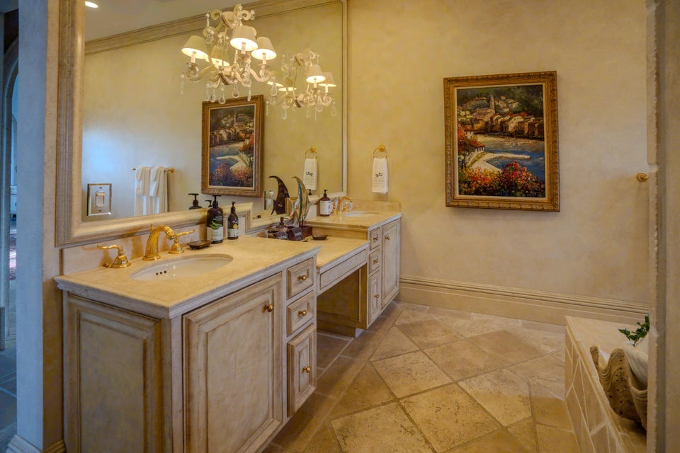 St. Croix, VI, 00820, VI, 7 Bedrooms Bedrooms, ,7 BathroomsBathrooms,Residential,For Sale,1690781