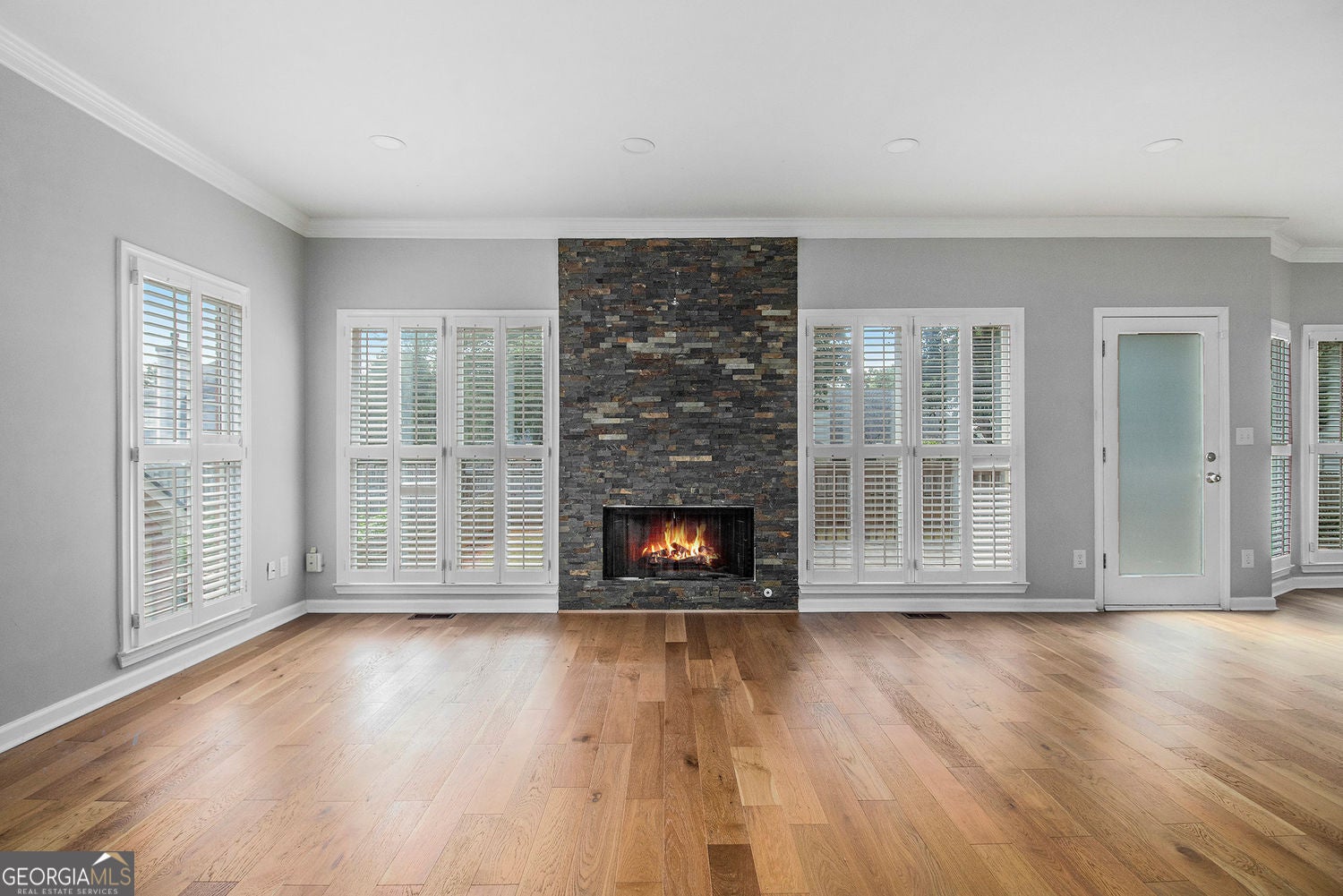 Johns Creek, Georgia, 30005, United States, 7 Bedrooms Bedrooms, ,5 BathroomsBathrooms,Residential,For Sale,1951994