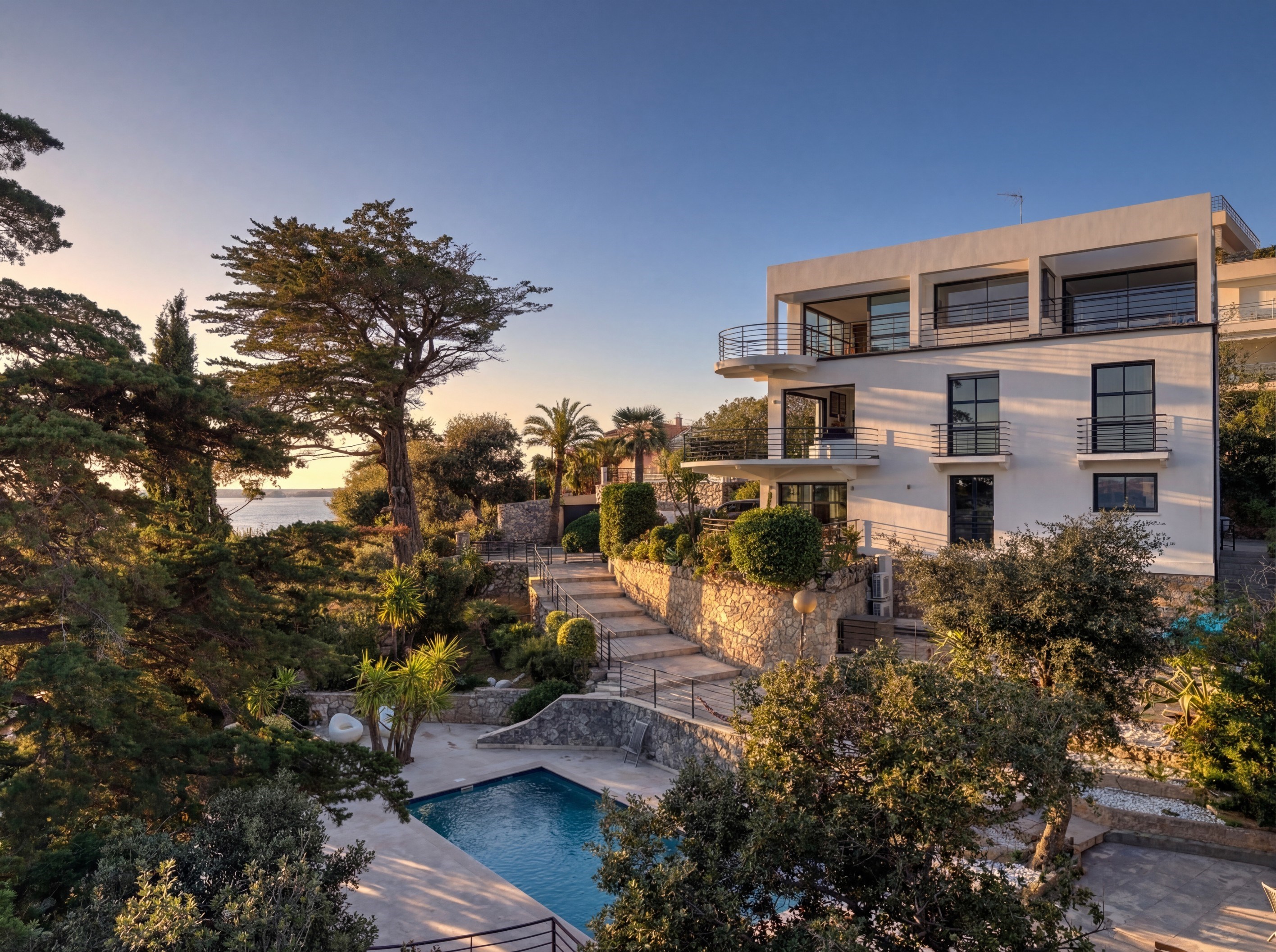  Cannes Californie villa 300 sqm sea view Cap d’Antibes 6 bedroom pool guest apa… - 物件實景