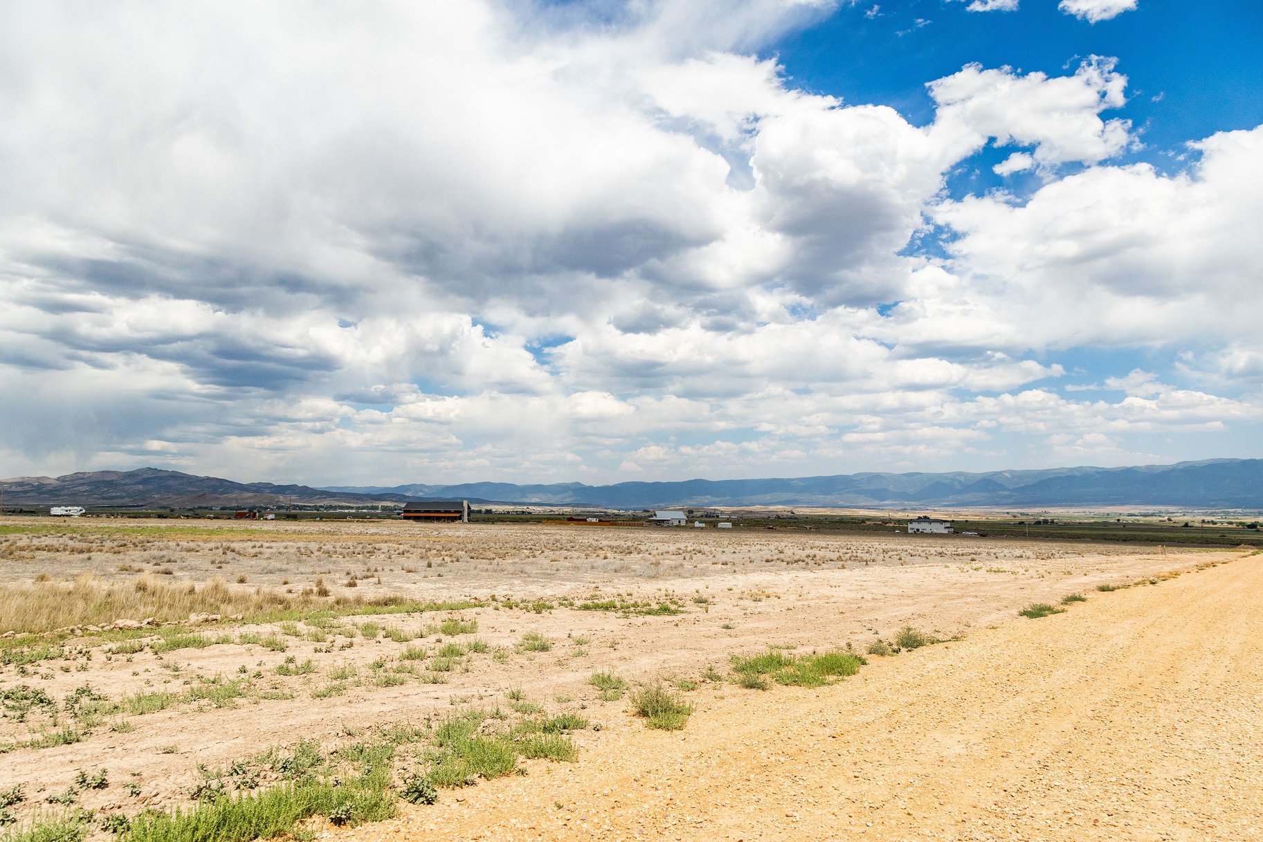  8.5-Acre Lots, No HOA, Stunning Horseshoe Mountain Views - 物件實景