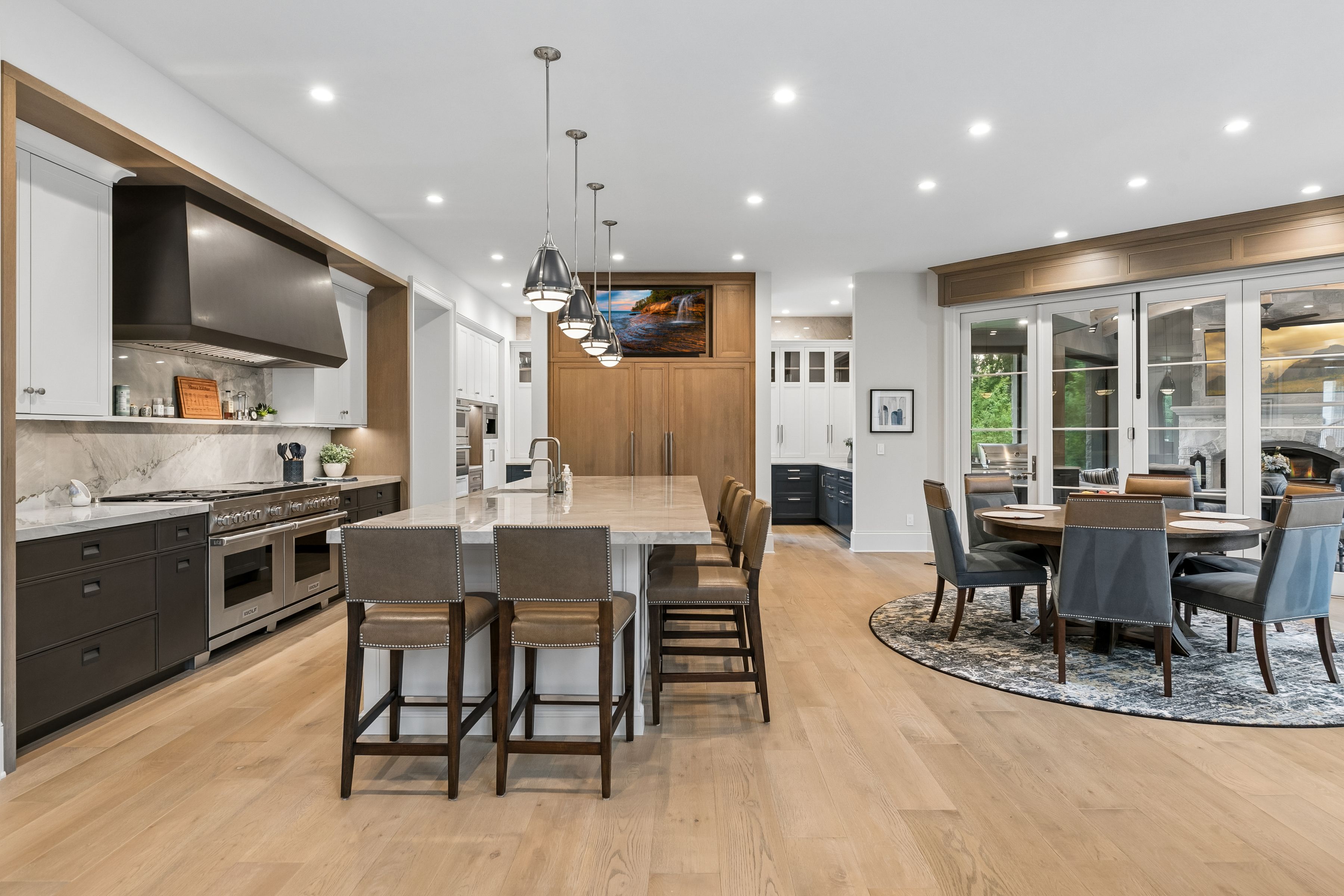  Timeless Elegance on a Private North Oaks Setting - 物件實景