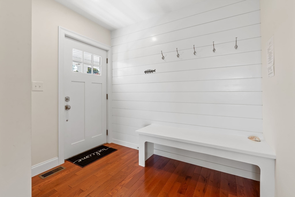 Sandwich, Massachusetts, 02563, United States, 4 Bedrooms Bedrooms, ,4 BathroomsBathrooms,Residential,For Sale,1989929