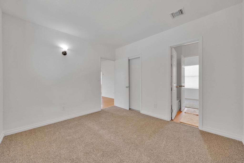 Spring Valley, California, 91977, United States, 6 Bedrooms Bedrooms, ,4 BathroomsBathrooms,Residential,For Sale,1996017