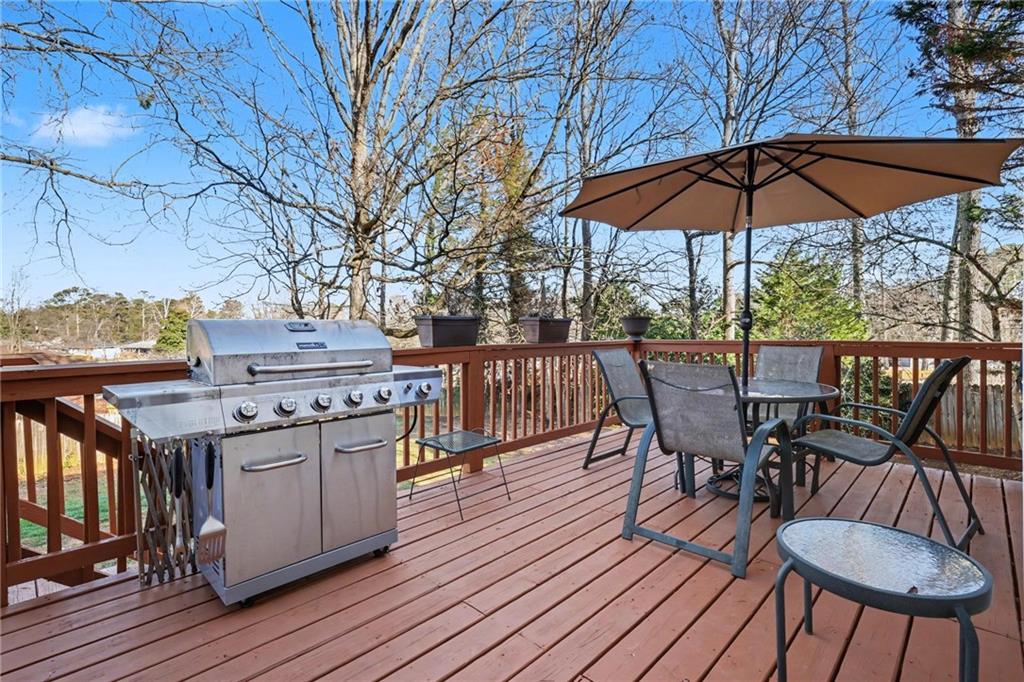 Kennesaw, Georgia, 30144, United States, 5 Bedrooms Bedrooms, ,3 BathroomsBathrooms,Residential,For Sale,2011706