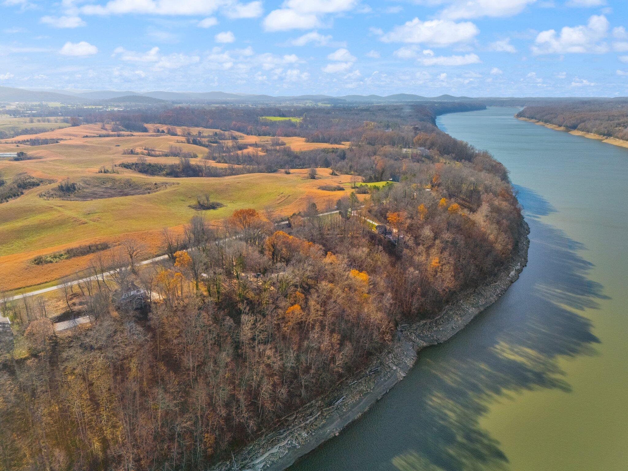 Monticello, Kentucky, 42633, United States, 4 Bedrooms Bedrooms, ,3 BathroomsBathrooms,Residential,For Sale,1691685
