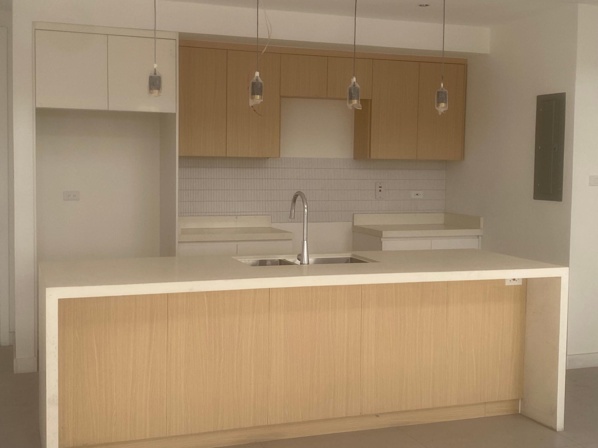 Kingston & St. Andrew, JM, 3 Bedrooms Bedrooms, ,4 BathroomsBathrooms,Residential,For Sale,1897845