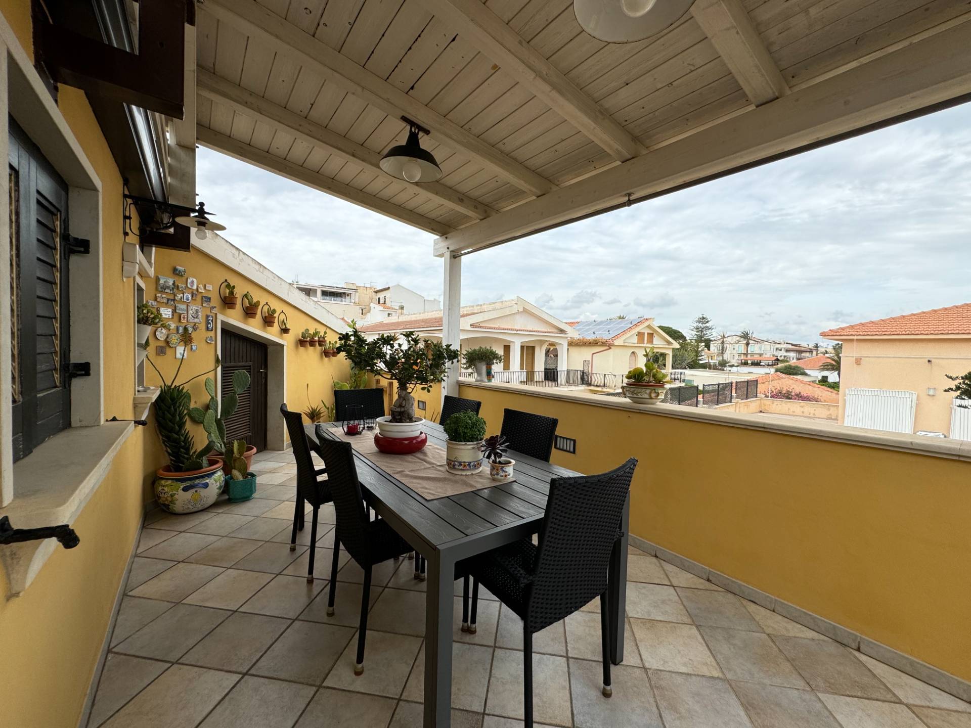 Ragusa, Ragusa, 97100, IT, 3 Bedrooms Bedrooms, ,3 BathroomsBathrooms,Residential,For Sale,1829533