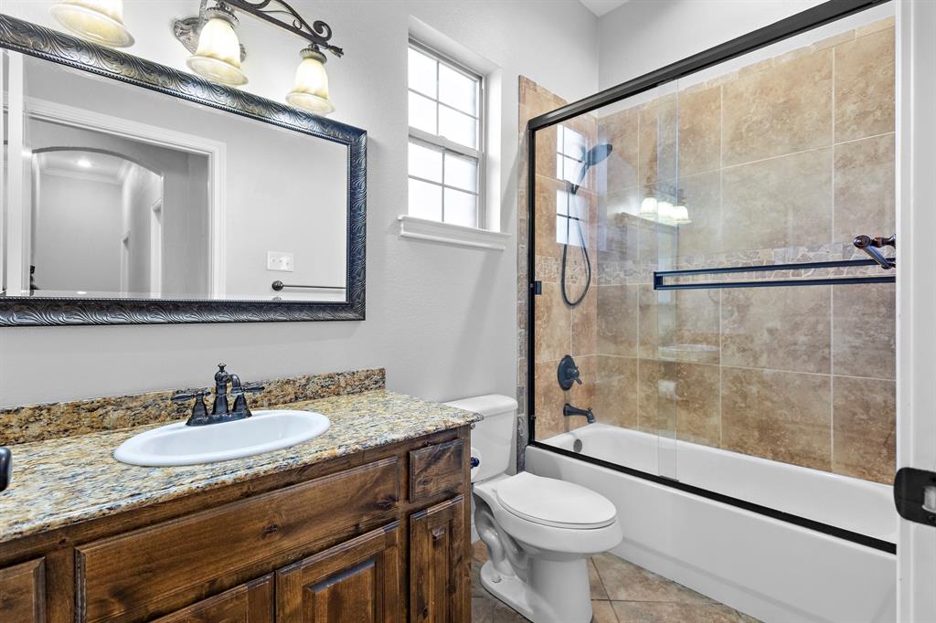 Mabank, Texas, 75147, United States, 3 Bedrooms Bedrooms, ,3 BathroomsBathrooms,Residential,For Sale,1713572