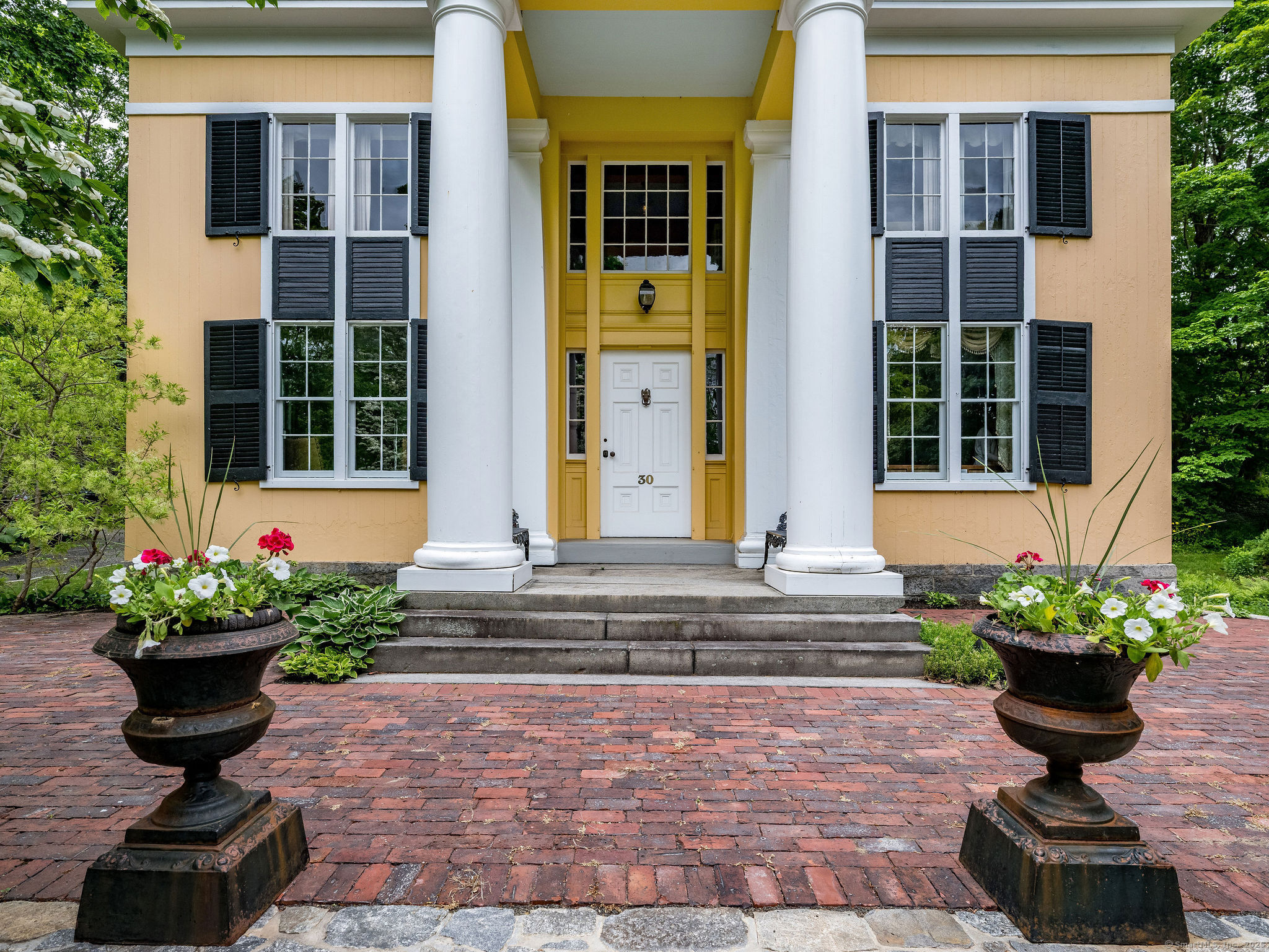 Madison, Connecticut, 06443, United States, 5 Bedrooms Bedrooms, ,4 BathroomsBathrooms,Residential,For Sale,1838358