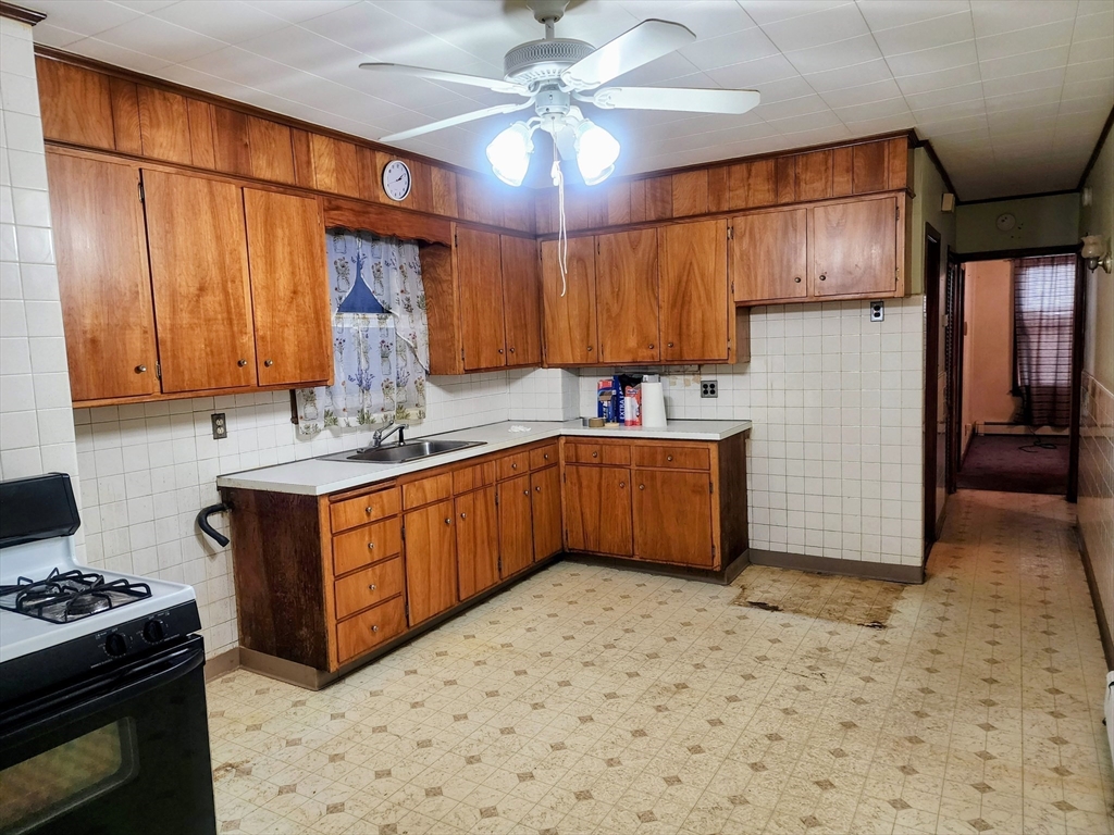 Boston, Massachusetts, 02128, United States, 4 Bedrooms Bedrooms, ,2 BathroomsBathrooms,Residential,For Sale,1975613