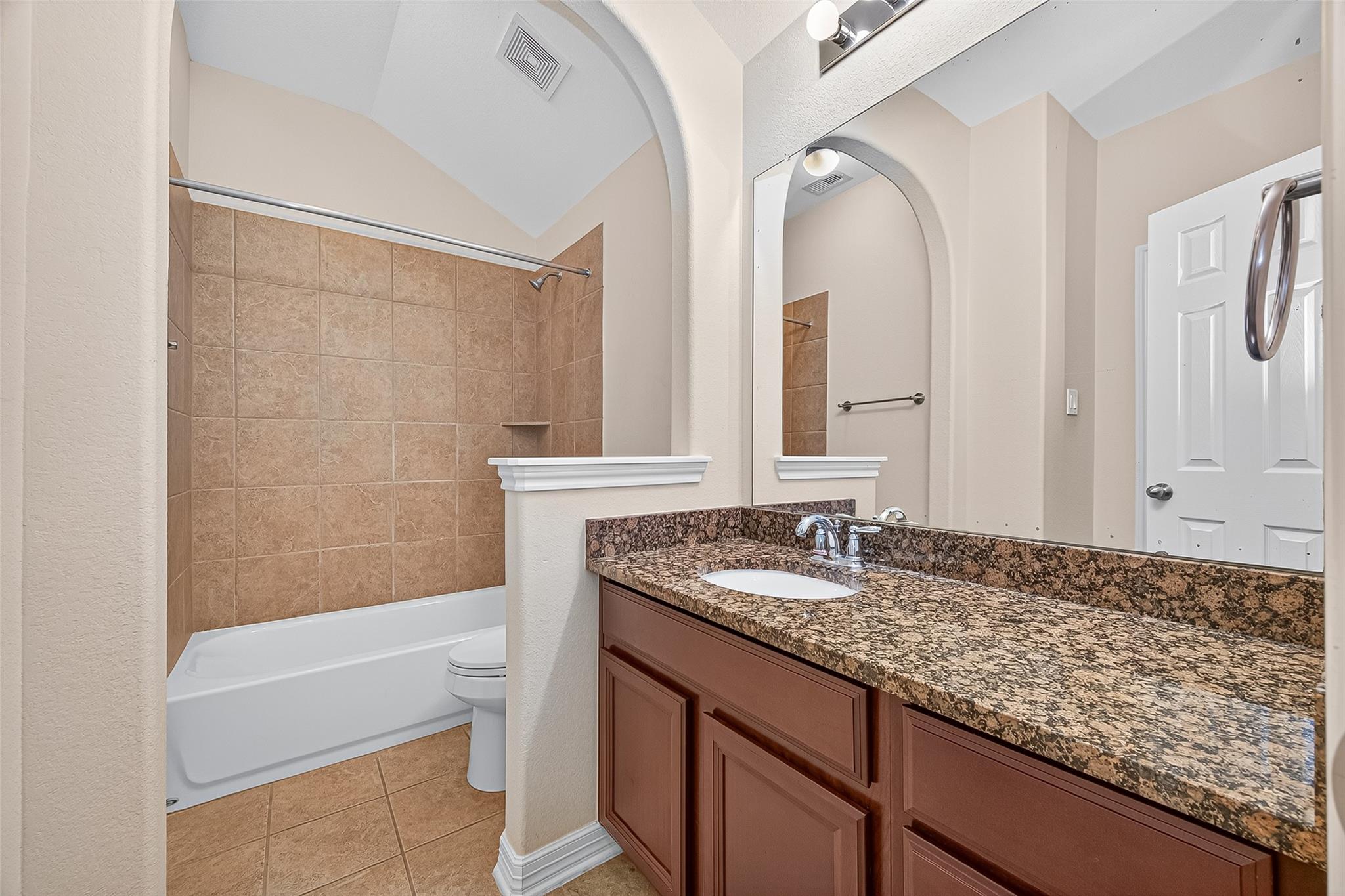 Missouri City, Texas, 77459, United States, 5 Bedrooms Bedrooms, ,4 BathroomsBathrooms,Residential,For Sale,1979192