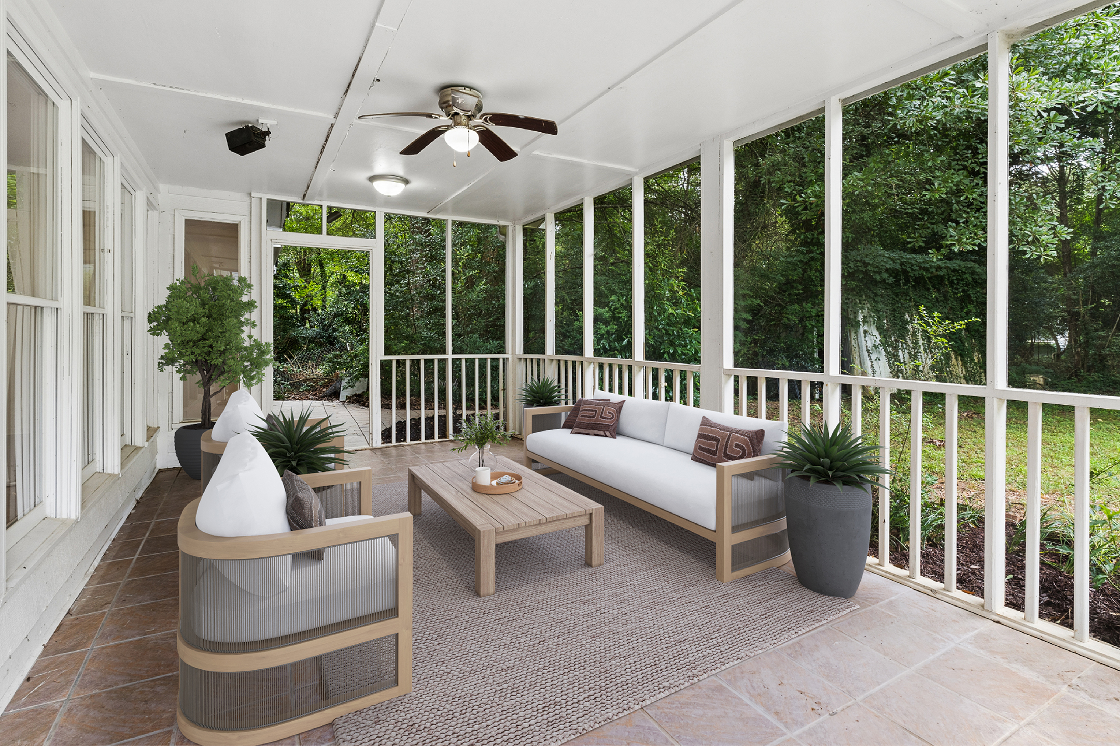  Updated, One-Level Living in Dunwoody - 物件實景