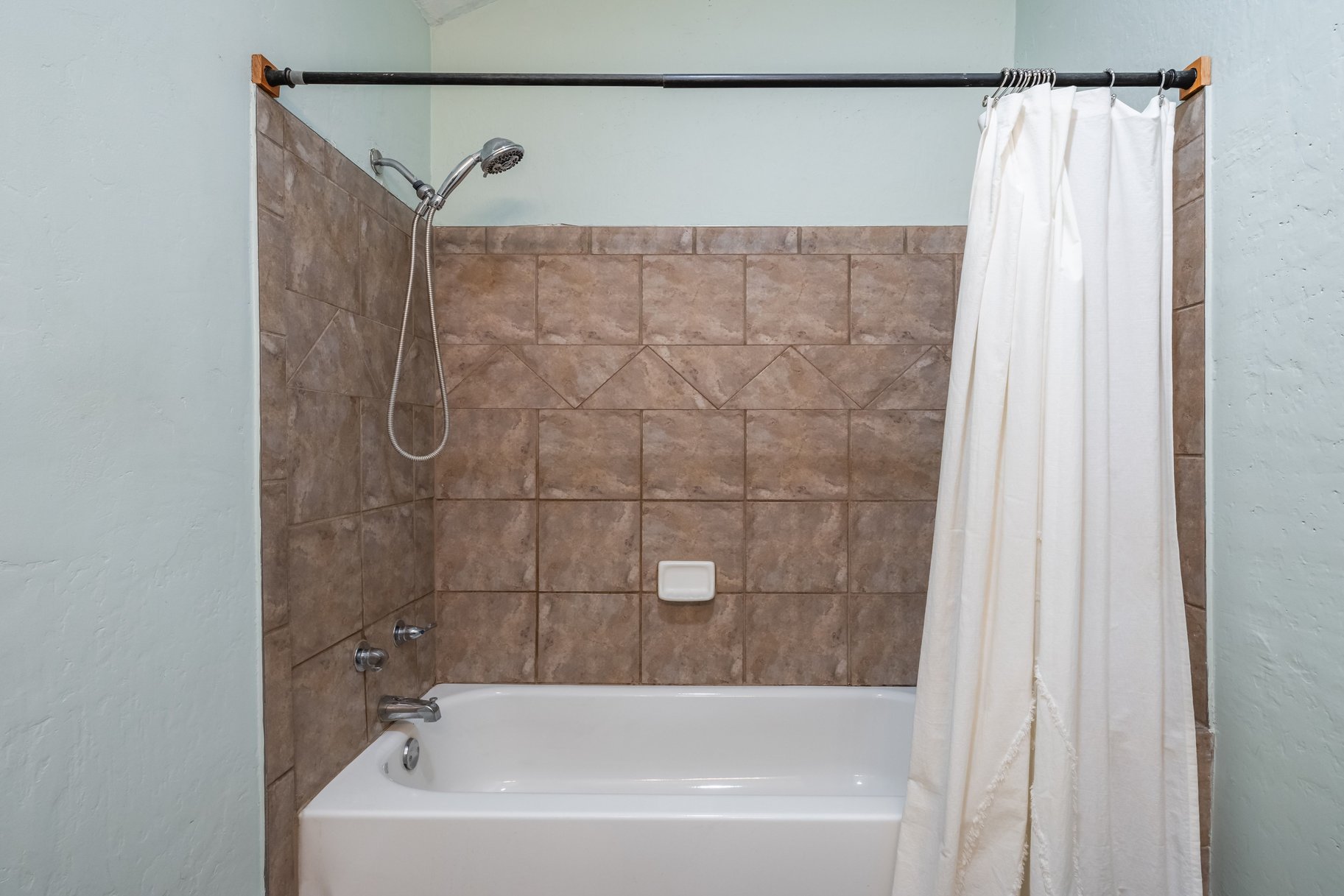  Spacious Property Down a Private Lane - 物件實景