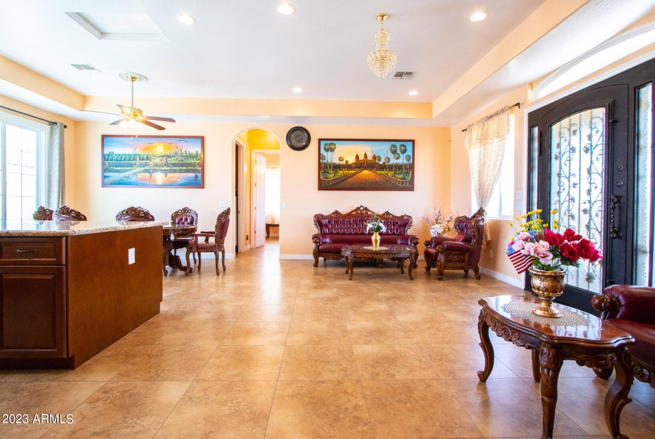 Witmann, Arizona, 85361, United States, 6 Bedrooms Bedrooms, ,3 BathroomsBathrooms,Residential,For Sale,1977429