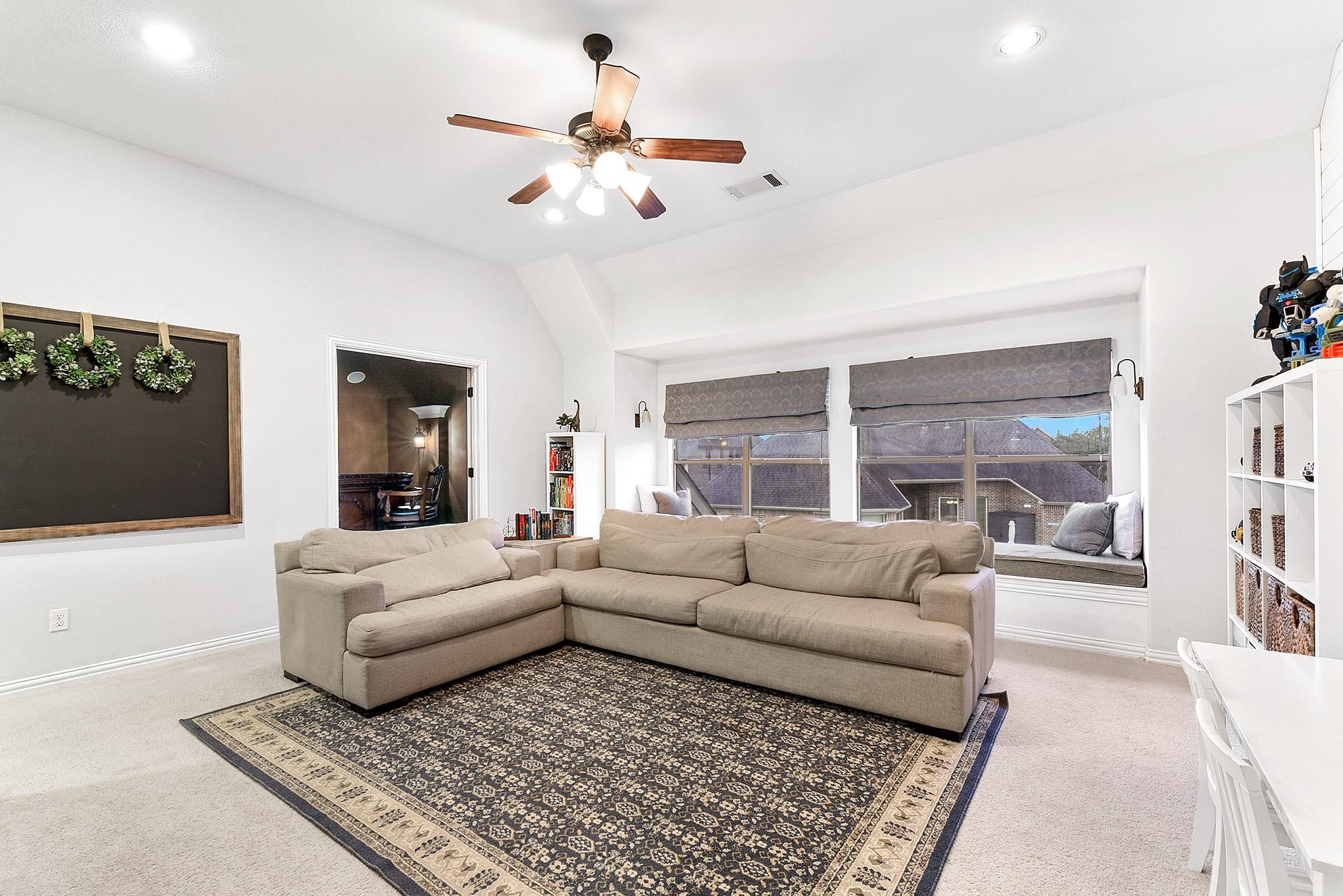 Katy, Texas, 77494, United States, 5 Bedrooms Bedrooms, ,4 BathroomsBathrooms,Residential,For Sale,2015284