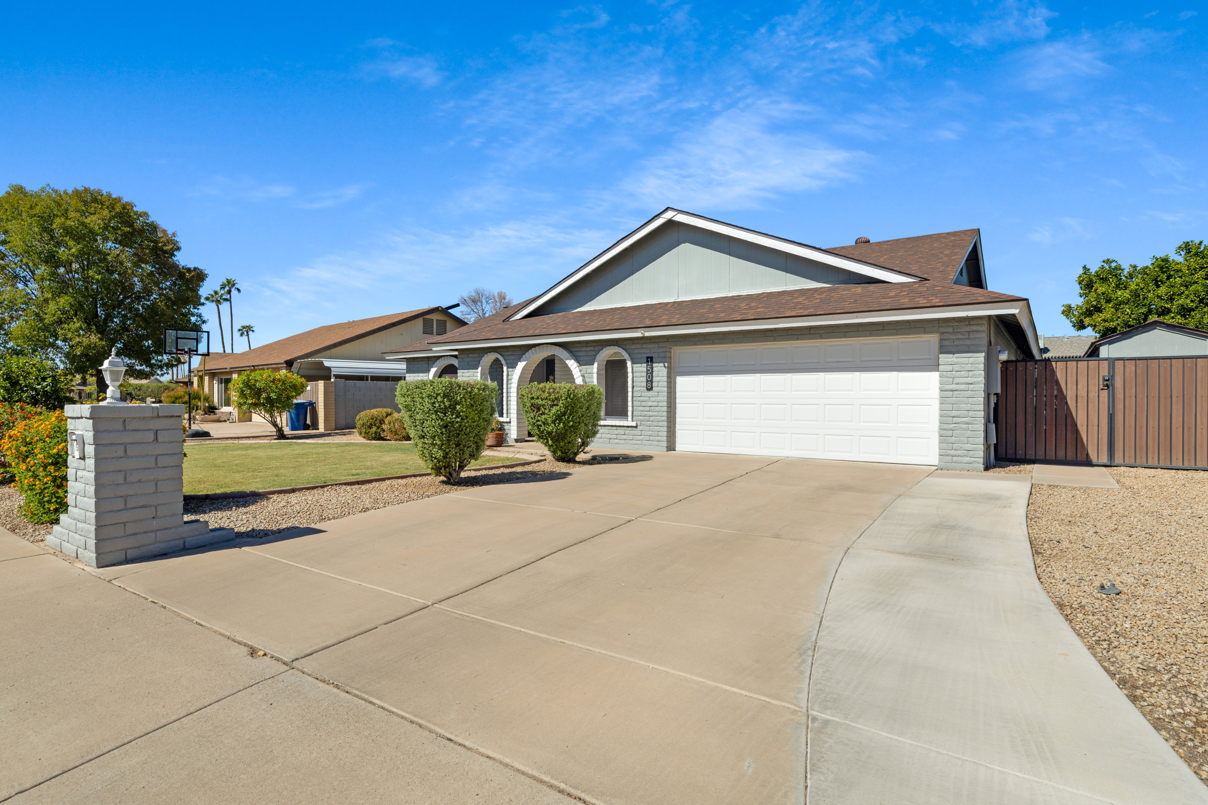 Tempe, Arizona, 85283, United States, 4 Bedrooms Bedrooms, ,2 BathroomsBathrooms,Residential,For Sale,1987440