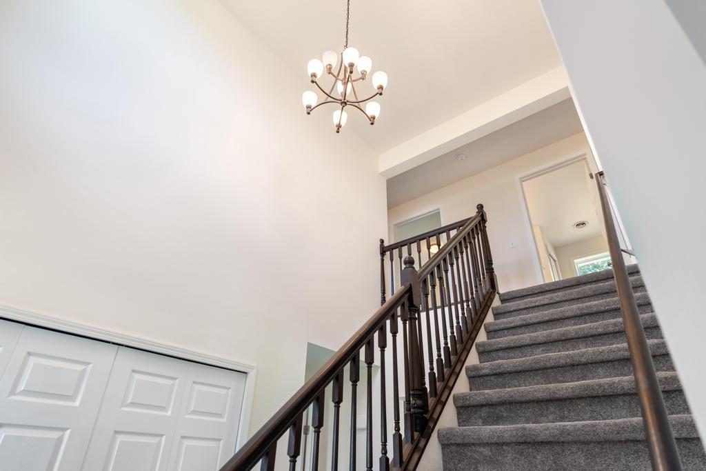 Charlevoix, Michigan, 49720, United States, 5 Bedrooms Bedrooms, ,3 BathroomsBathrooms,Residential,For Sale,1917973