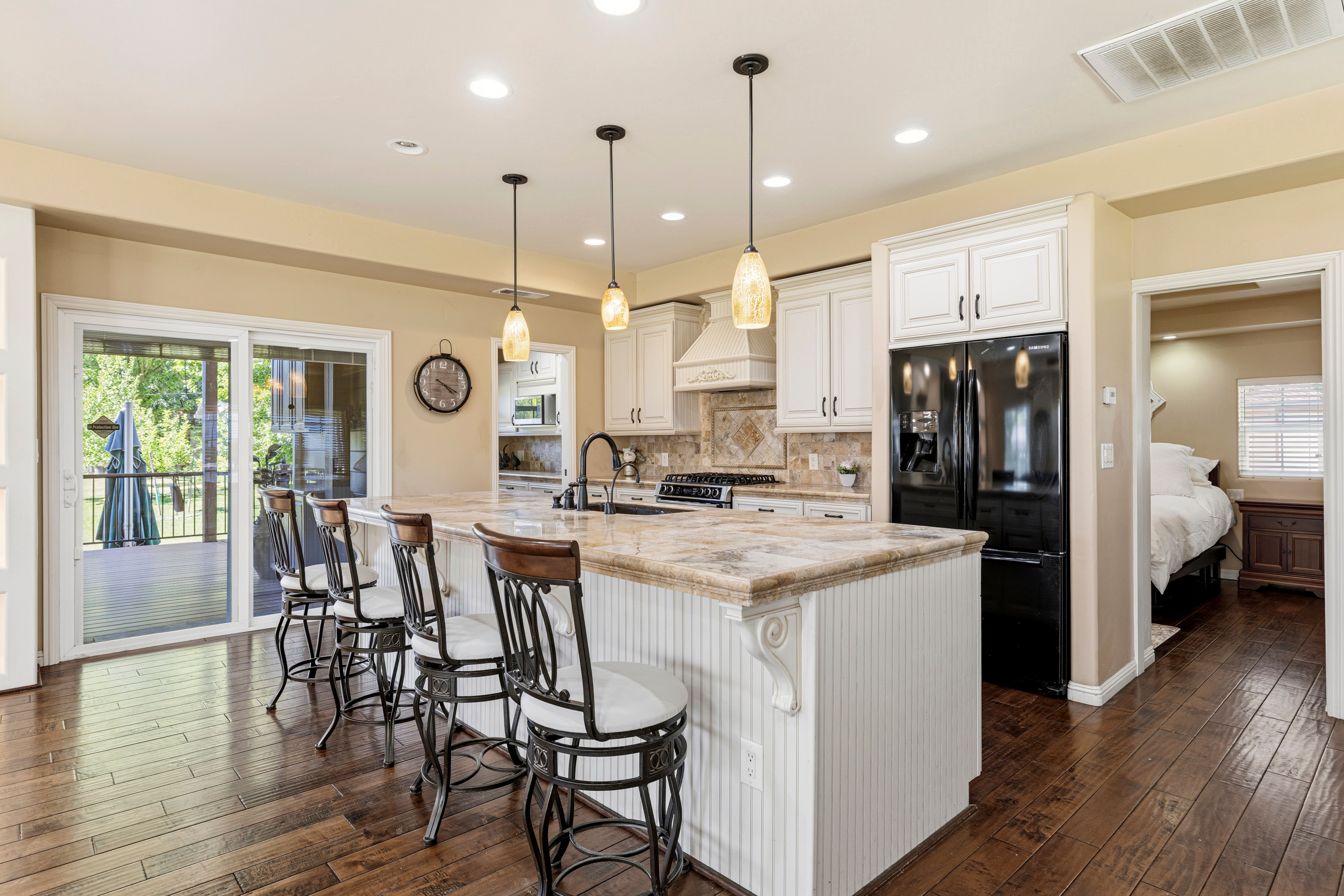  8723 Phoenix Avenue, Fair Oaks, CA 95628 - 物件實景