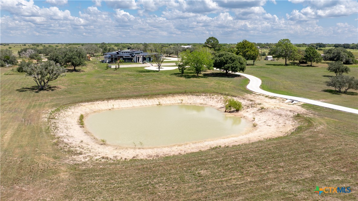 Victoria, Texas, 77904, United States, 4 Bedrooms Bedrooms, ,5 BathroomsBathrooms,Residential,For Sale,1947112