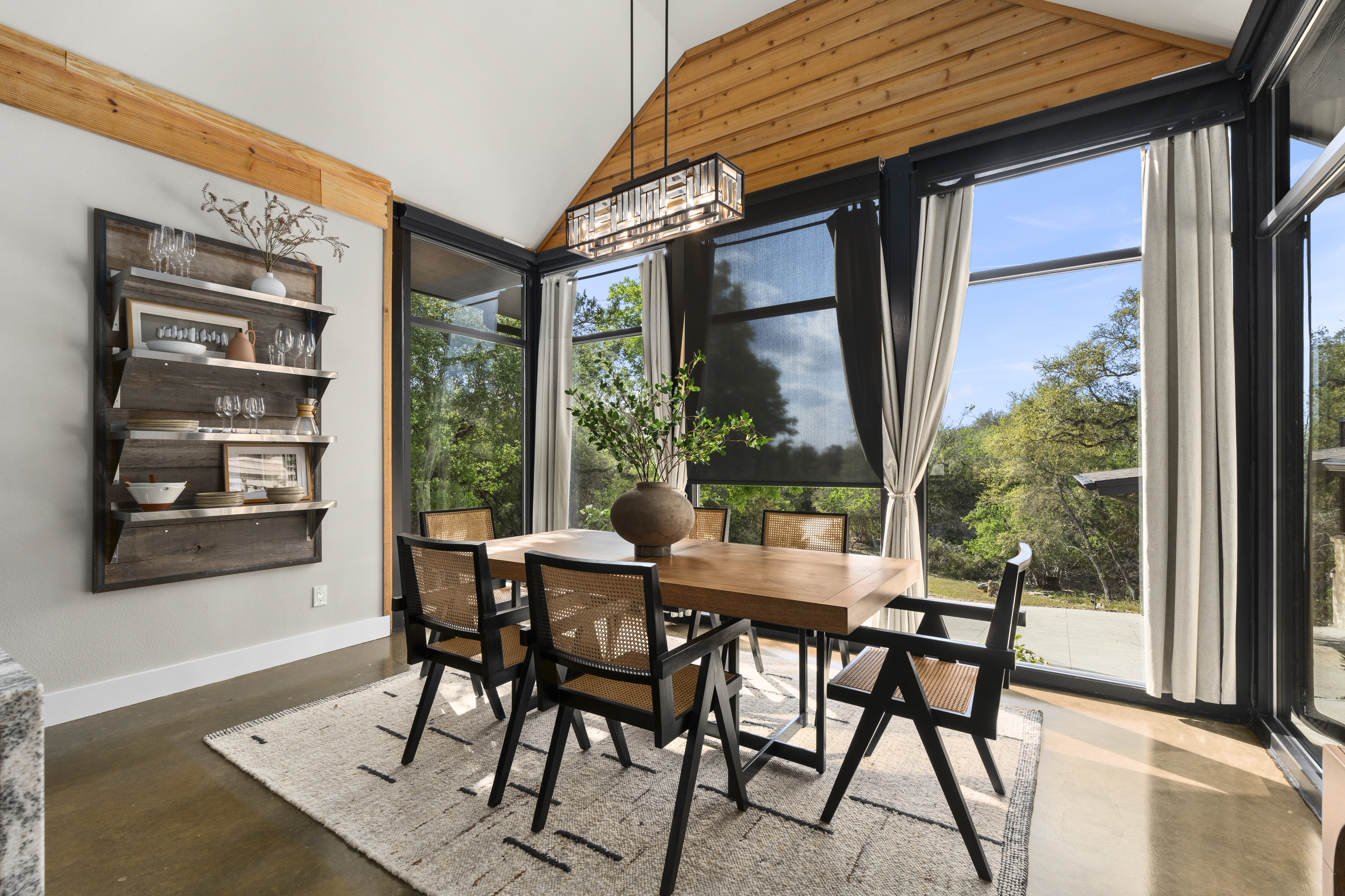  Spring Branch Luxury on 2.3 Acres - 物件實景