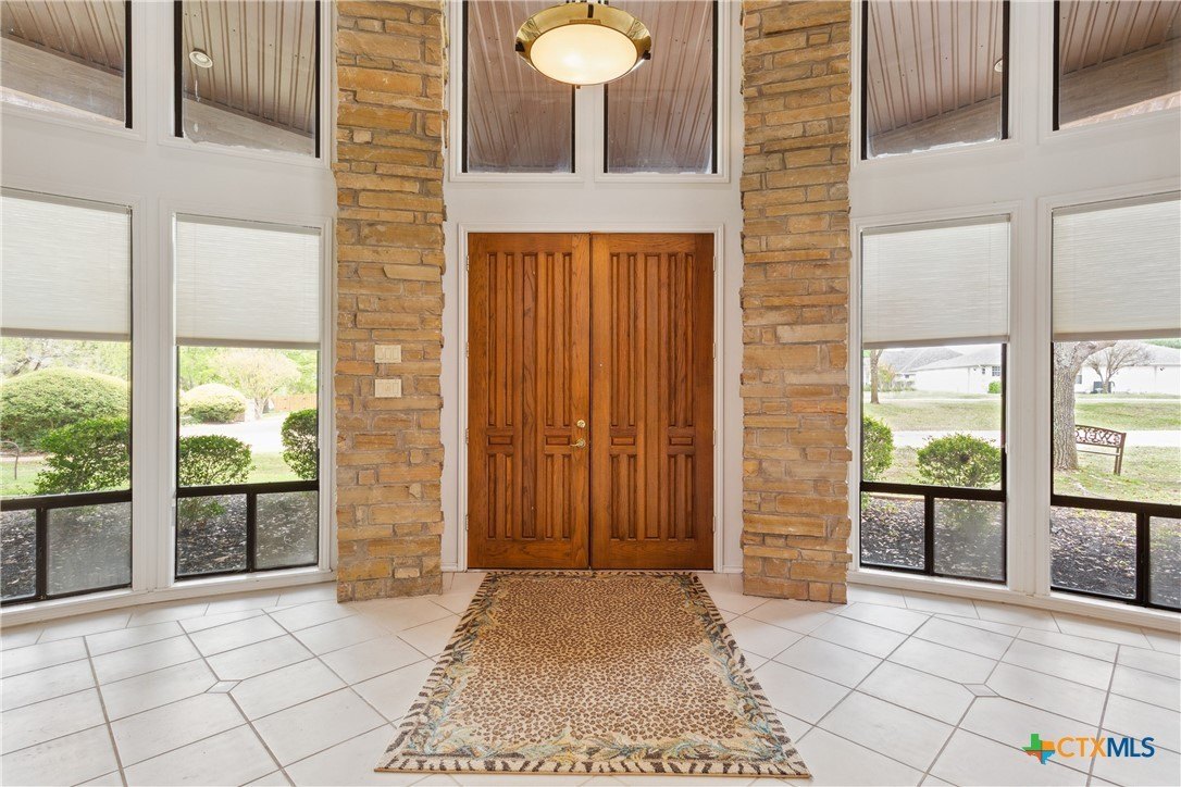 Salado, Texas, 76571, United States, 4 Bedrooms Bedrooms, ,7 BathroomsBathrooms,Residential,For Sale,1977249