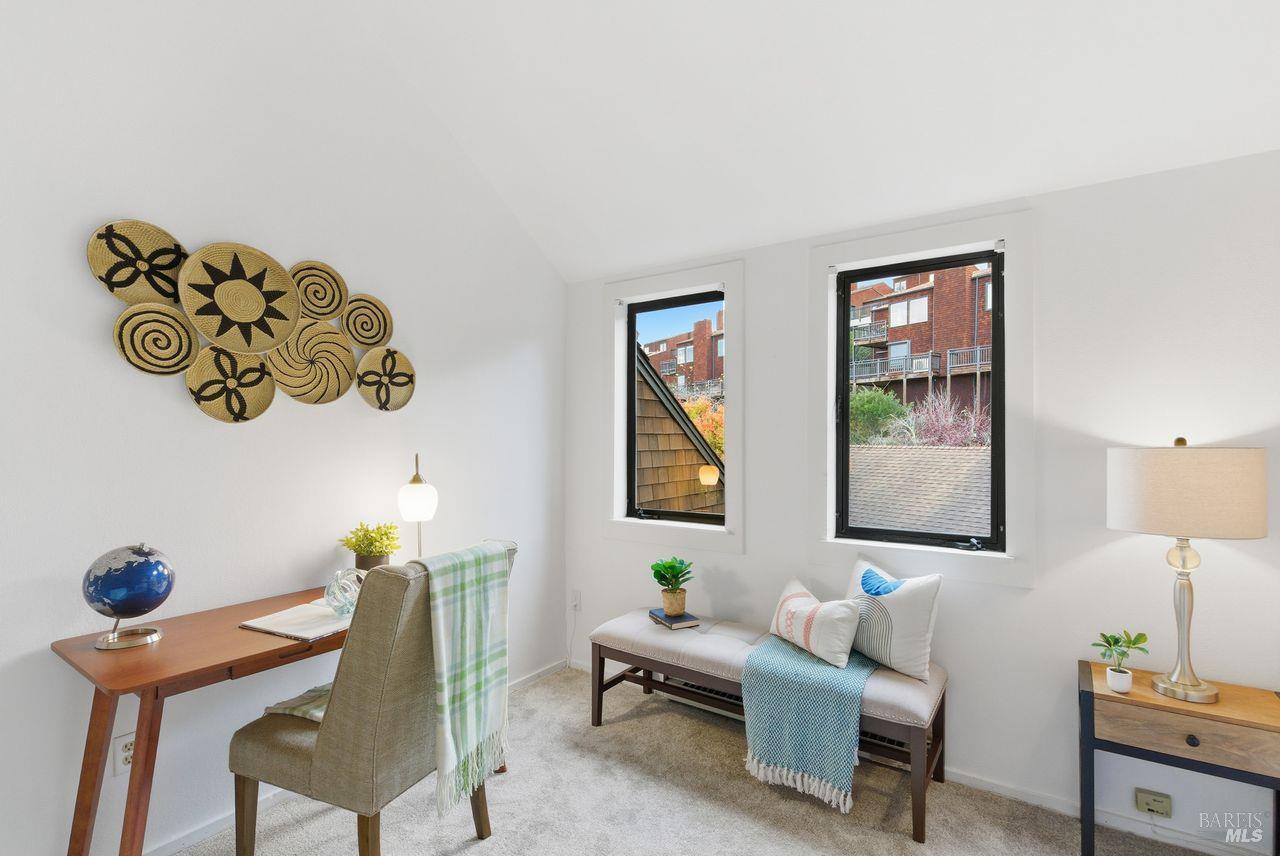 Sausalito, California, 94965, United States, 3 Bedrooms Bedrooms, ,3 BathroomsBathrooms,Residential,For Sale,1990897