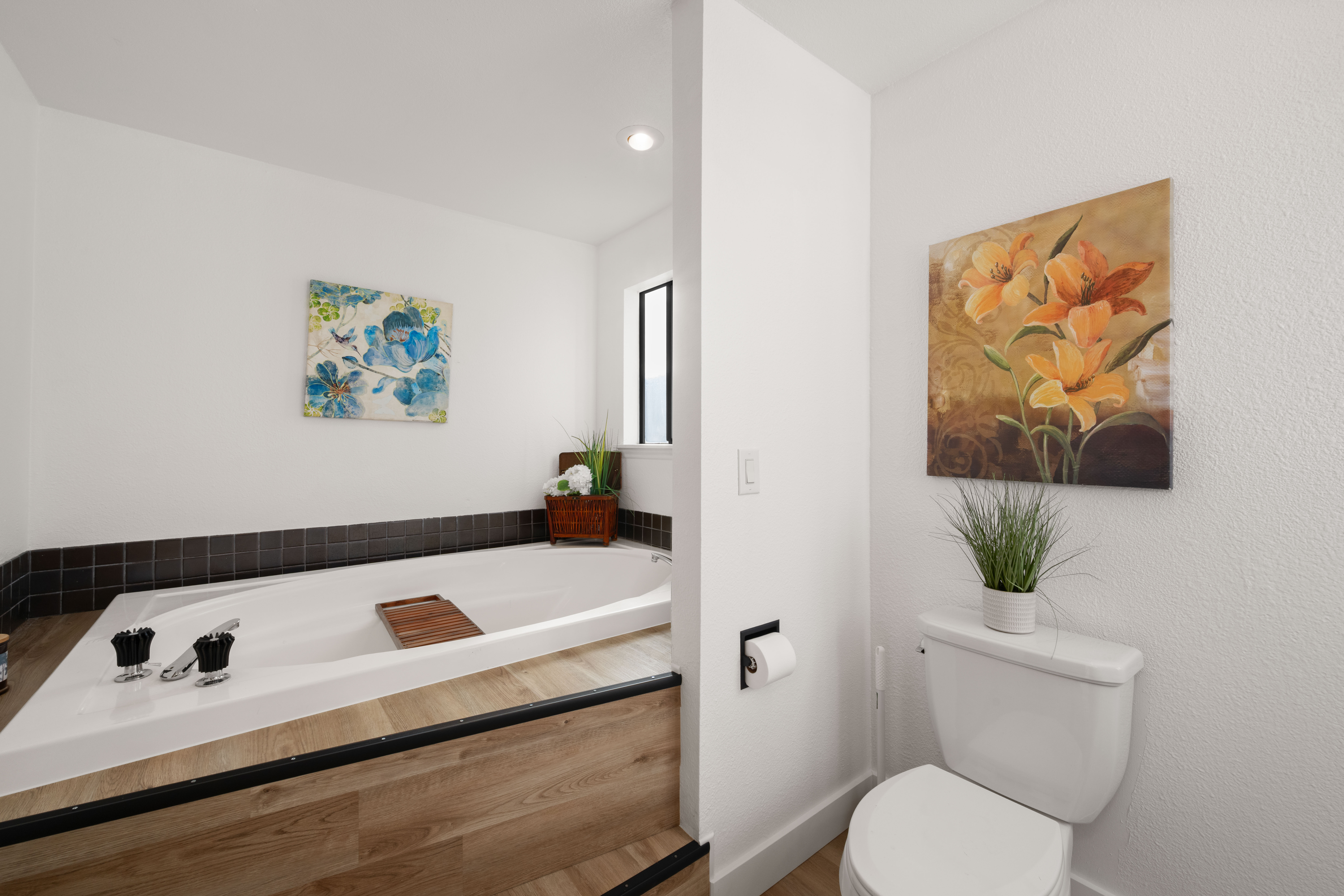  Welcomes you With Comfort and Functionality in All the Right Places - 物件實景