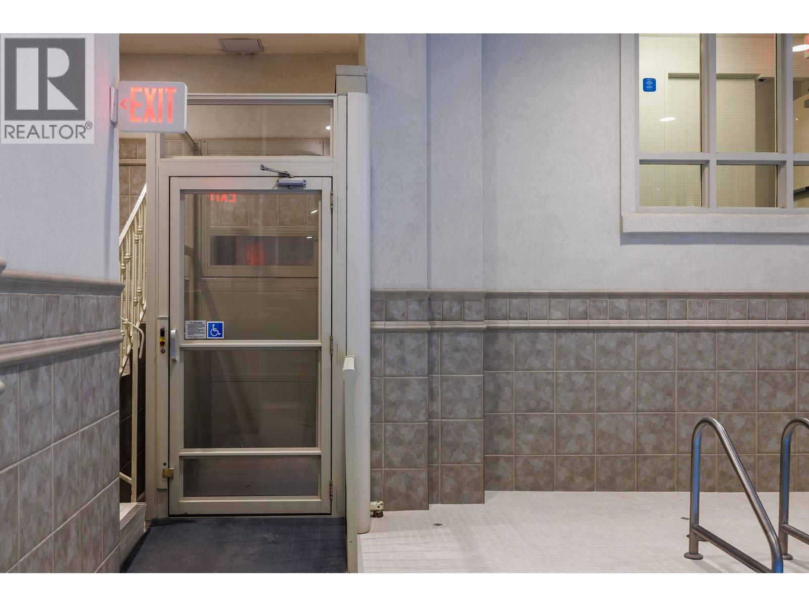 KELOWNA, British Columbia, V1Y 9W1, CA, 2 Bedrooms Bedrooms, ,2 BathroomsBathrooms,Residential,For Sale,1961456