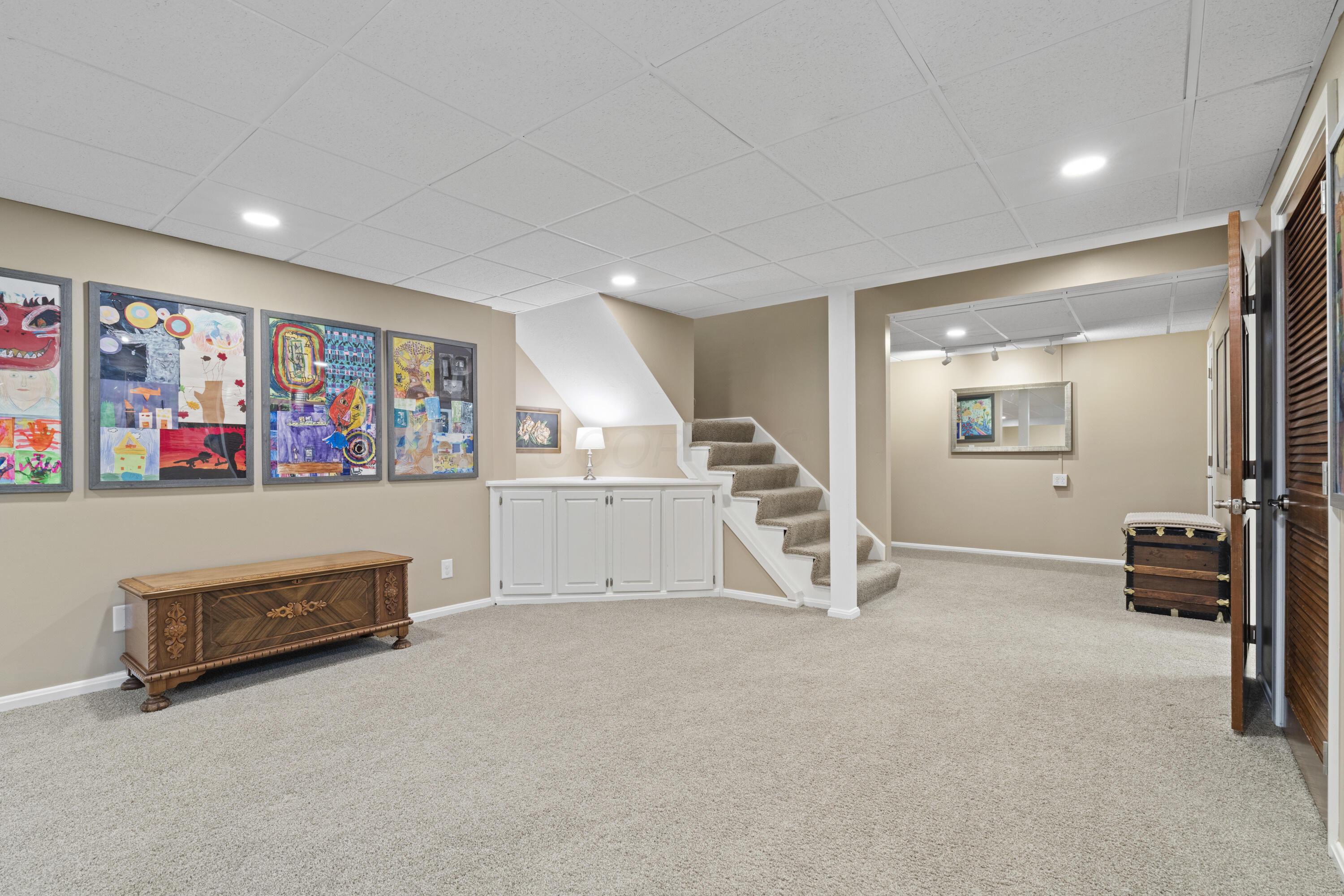 Columbus, Ohio, 43230, United States, 4 Bedrooms Bedrooms, ,4 BathroomsBathrooms,Residential,For Sale,1970472