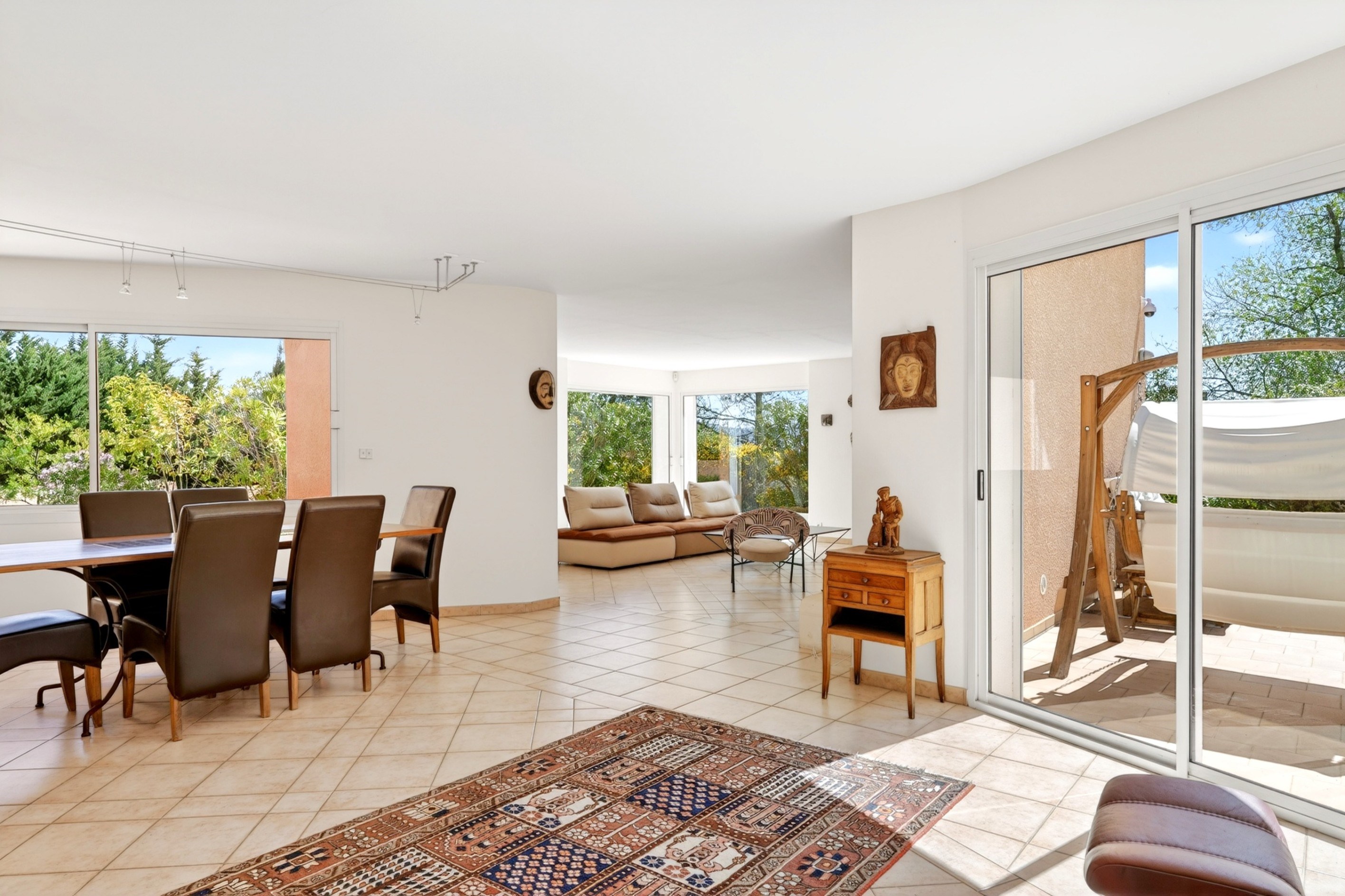  La Roquebrussanne – Elegant Family Villa Open to Nature - 物件實景
