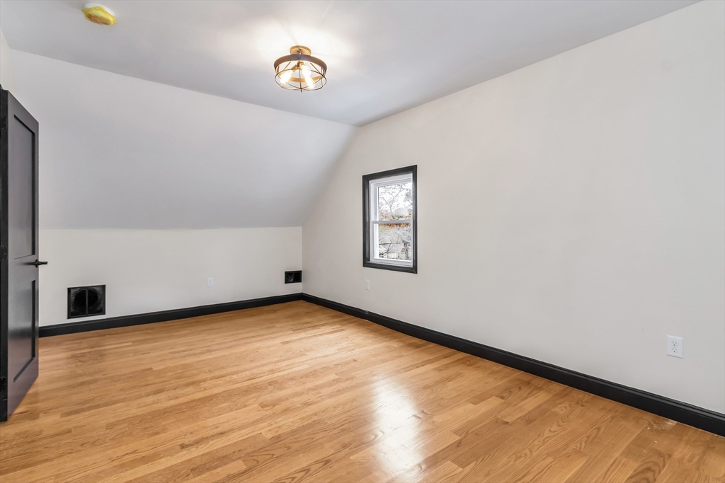 Billerica, Massachusetts, 01821, United States, 4 Bedrooms Bedrooms, ,3 BathroomsBathrooms,Residential,For Sale,1980011