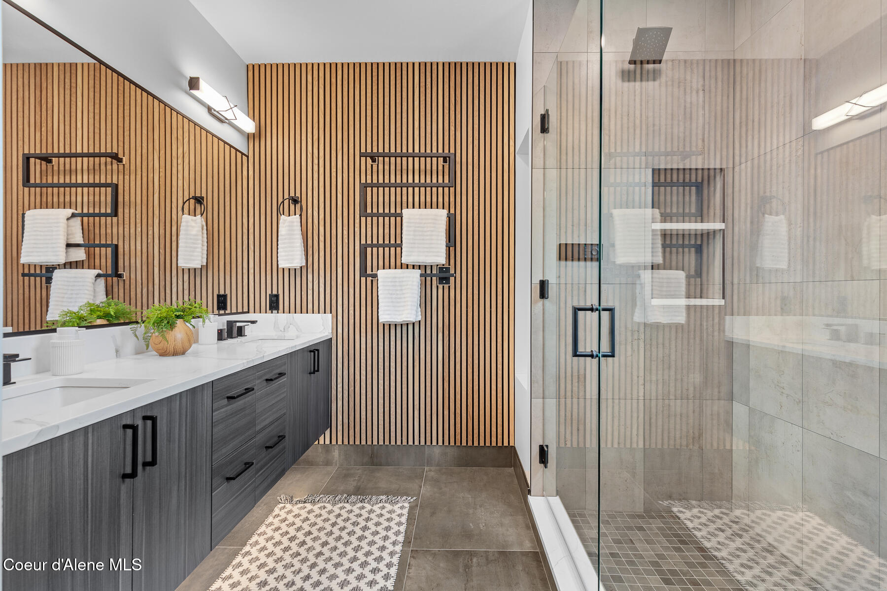 Coeur d'Alene, Idaho, 83814, United States, 3 Bedrooms Bedrooms, ,4 BathroomsBathrooms,Residential,For Sale,1977257