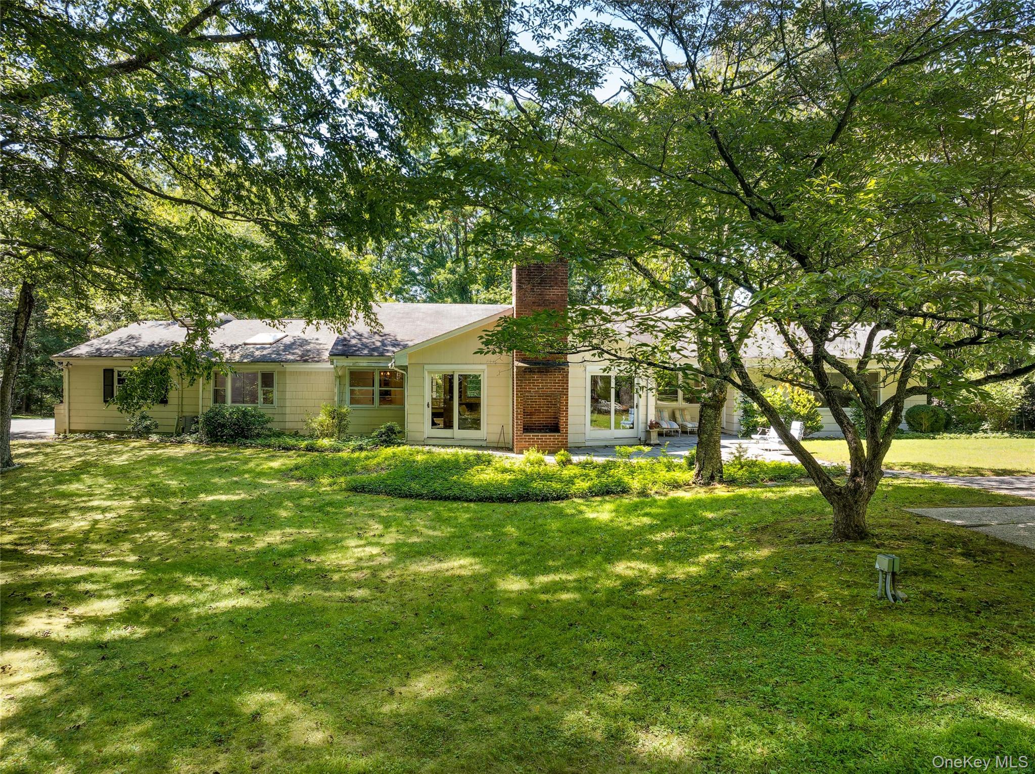 Greenwich, Connecticut, 06831, United States, 3 Bedrooms Bedrooms, ,3 BathroomsBathrooms,Residential,For Sale,1941925