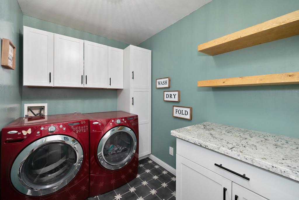 Sacramento, California, 95818, United States, 3 Bedrooms Bedrooms, ,3 BathroomsBathrooms,Residential,For Sale,1954862