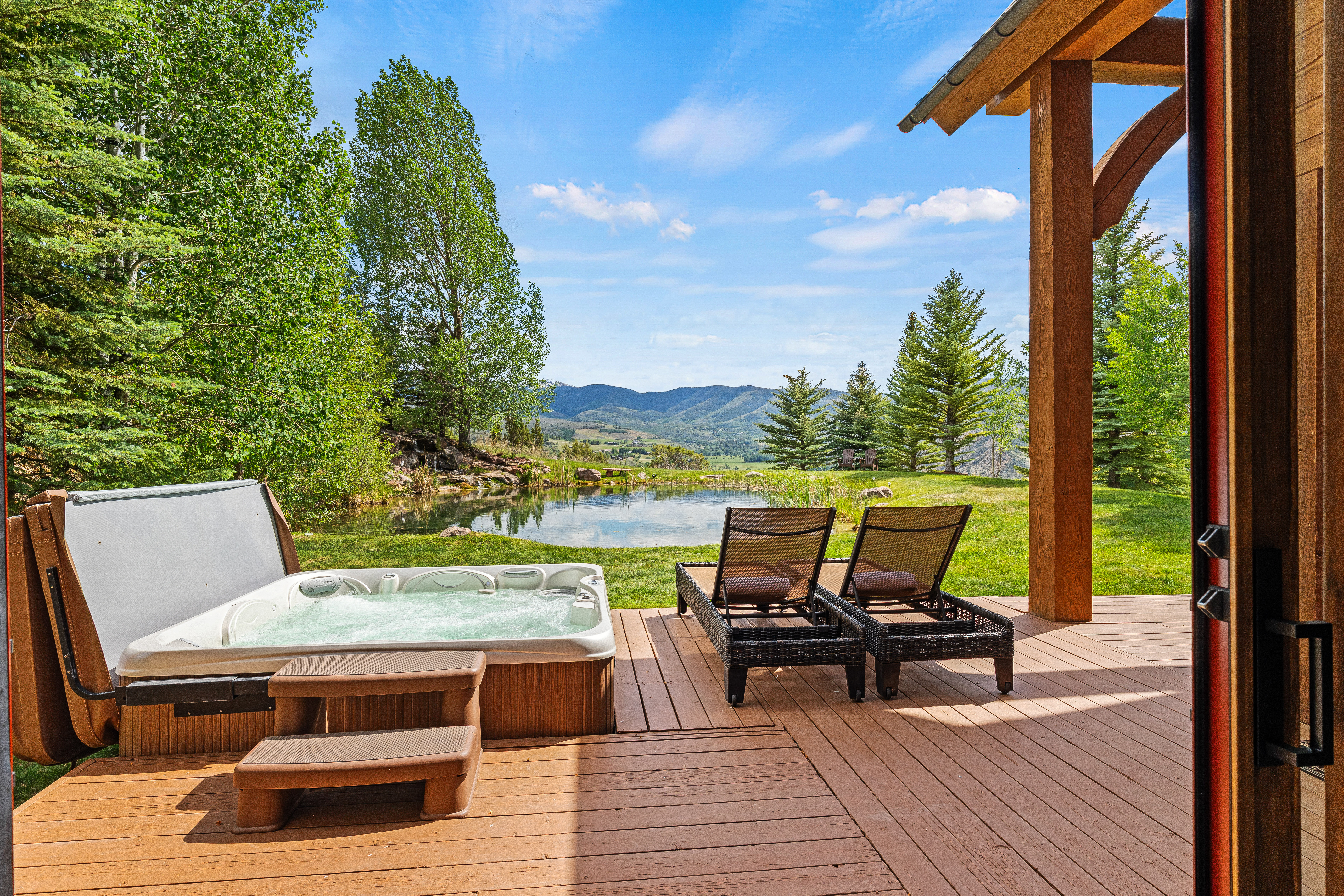  Exceptional Mountain Estate Offering Breathtaking Views - 物件實景