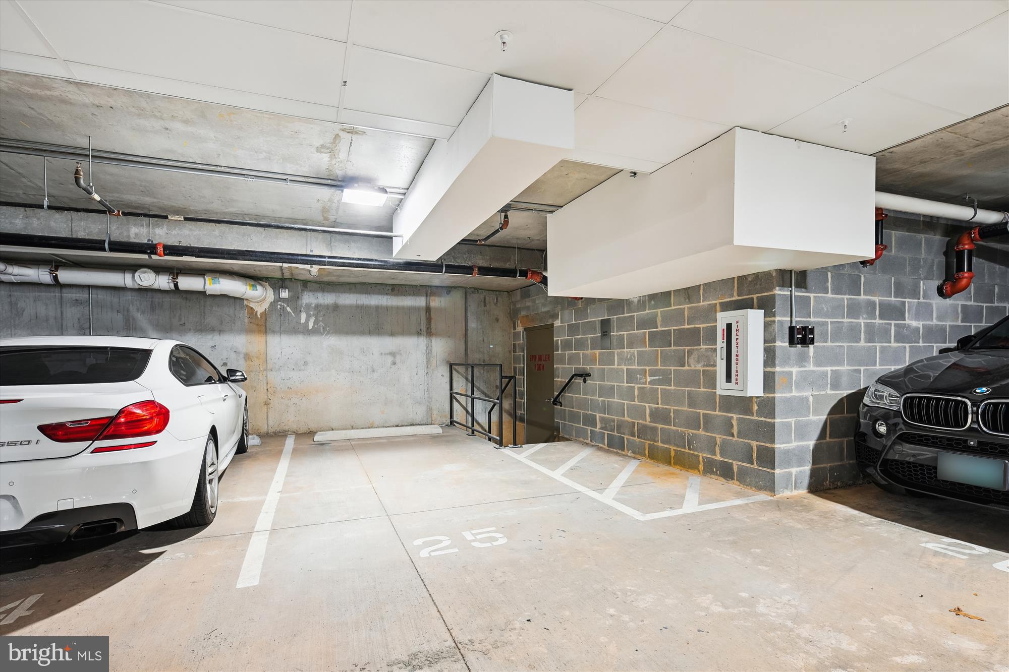 Reston, Virginia, 20190, United States, 2 Bedrooms Bedrooms, ,2 BathroomsBathrooms,Residential,For Sale,1915599