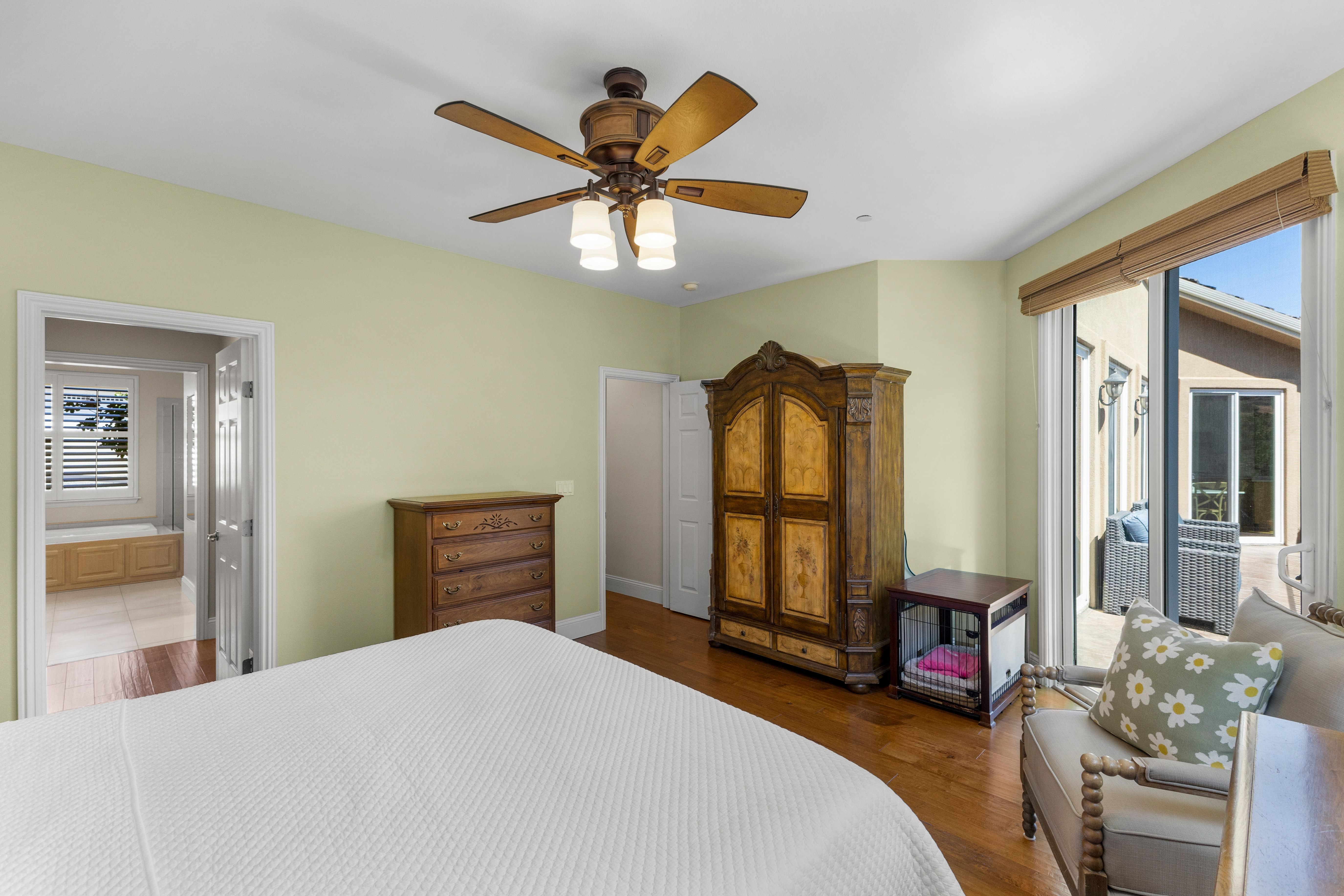 Custom Home on a Spectacular View Lot with Majestic Heritage Oak - 物件實景