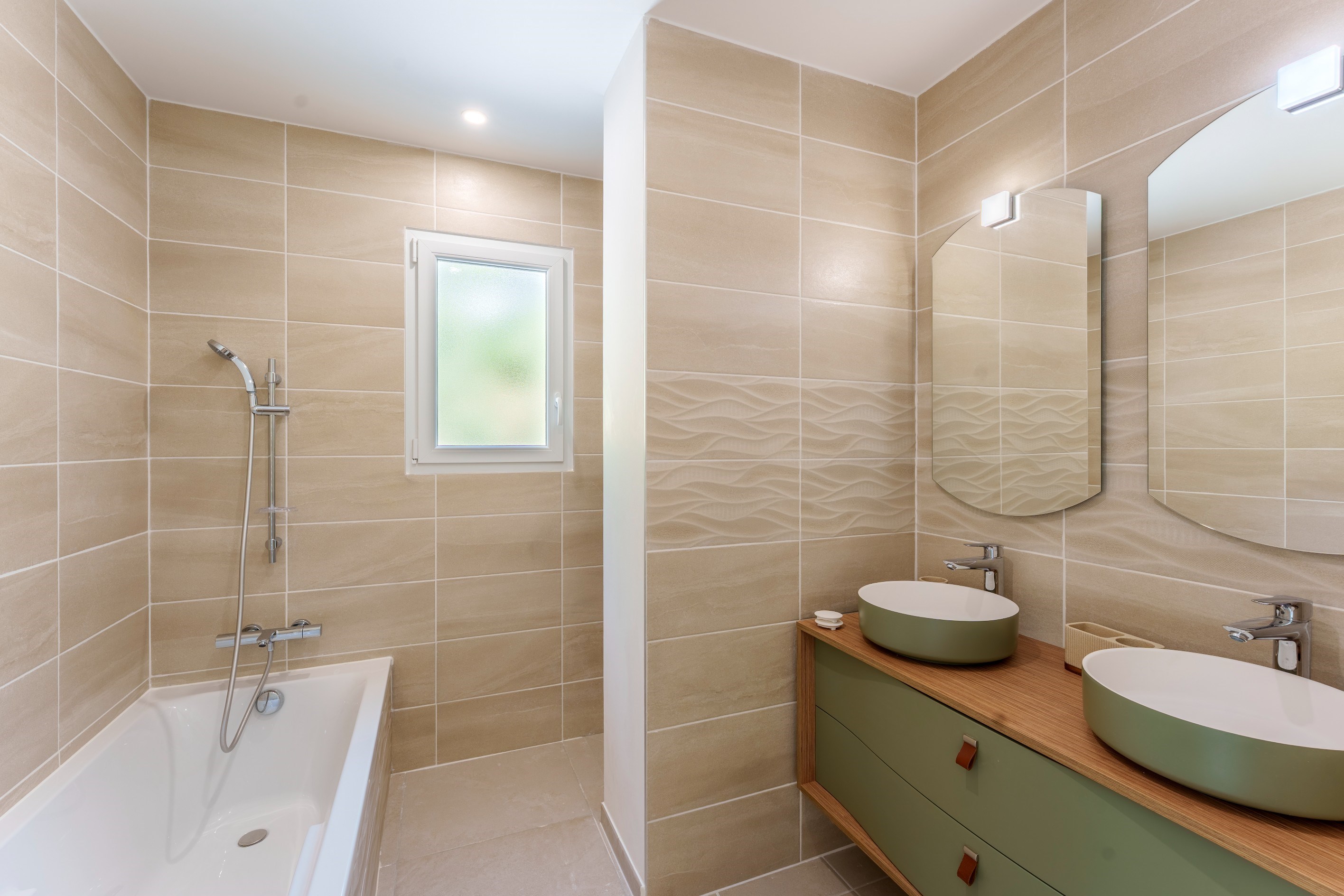  Vic-la-Gardiole – Gorgeous New Ground-Floor Villa  Quiet Setting & Near the Be… - 物件實景