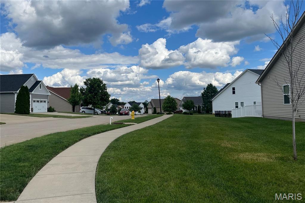 Wentzville, Missouri, 63385, United States, 4 Bedrooms Bedrooms, ,4 BathroomsBathrooms,Residential,For Sale,1722454