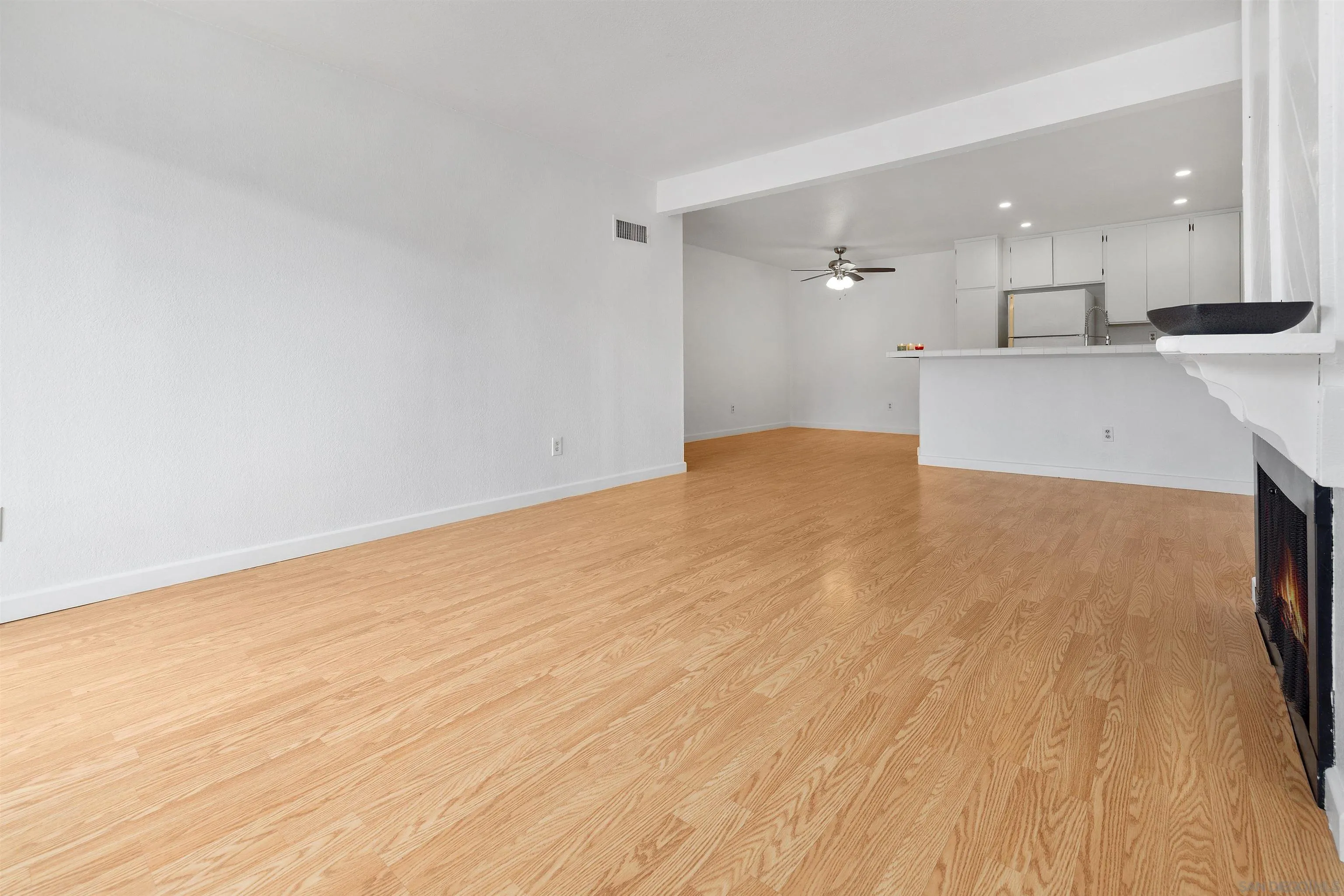 San Diego, California, 92123, United States, 3 Bedrooms Bedrooms, ,2 BathroomsBathrooms,Residential,For Sale,1897530