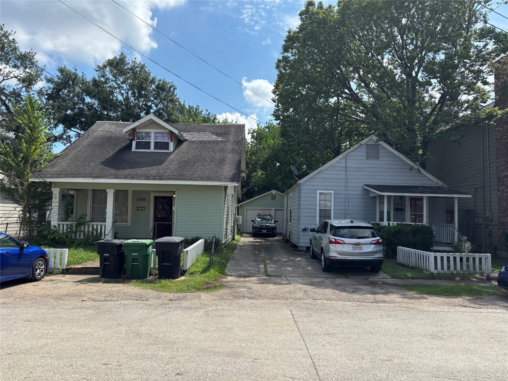 Houston, Texas, 77008, United States, 2 Bedrooms Bedrooms, ,1 BathroomBathrooms,Residential,For Sale,1868340